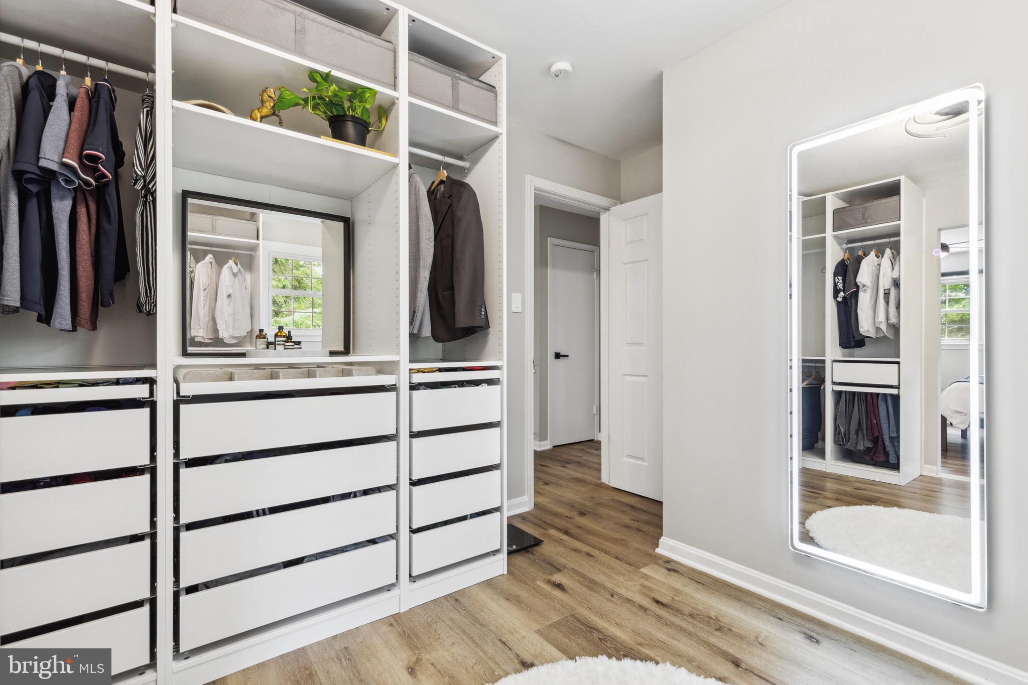 NORTH POTOMAC VISTA - Residential