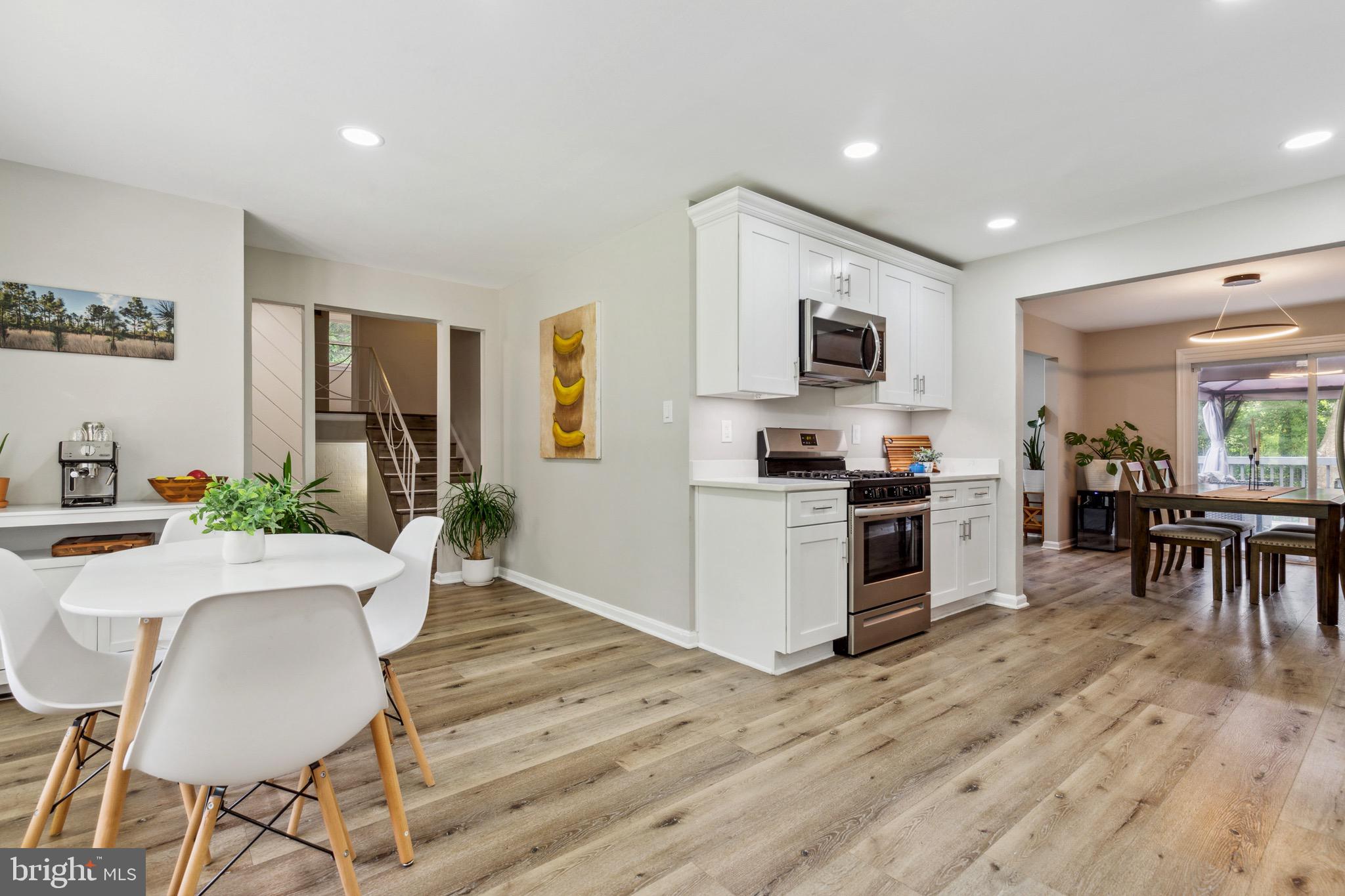 NORTH POTOMAC VISTA - Residential