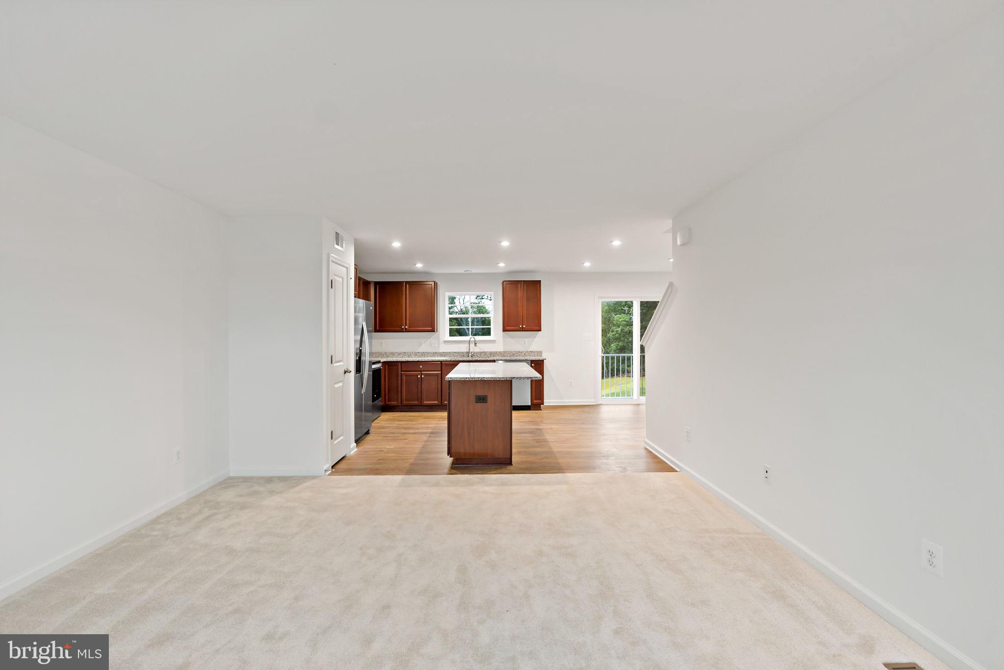 SOUTH BROOK - Residential