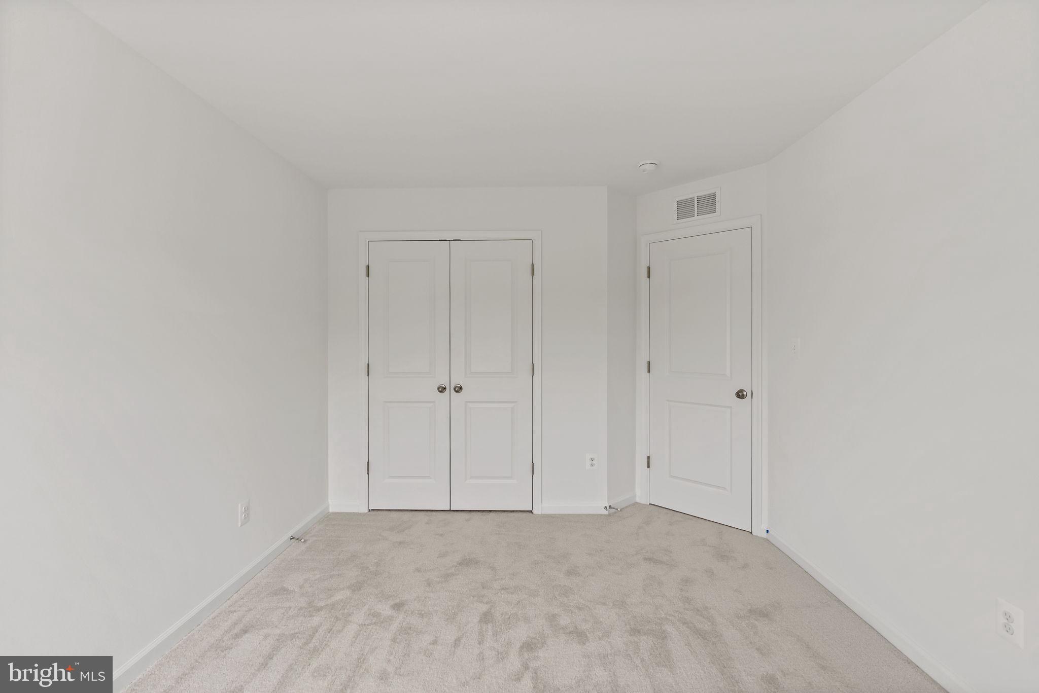 SOUTH BROOK - Residential