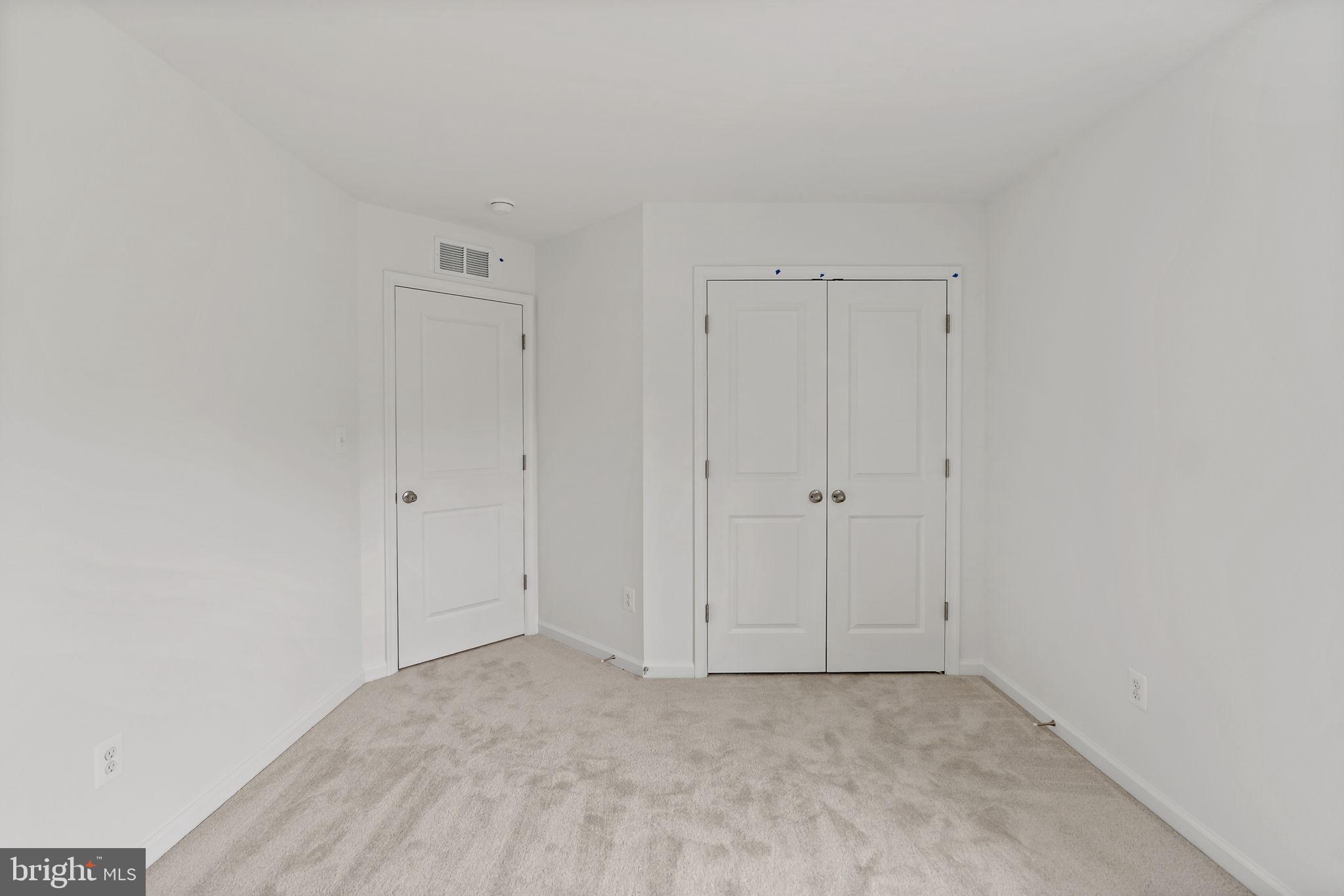 SOUTH BROOK - Residential