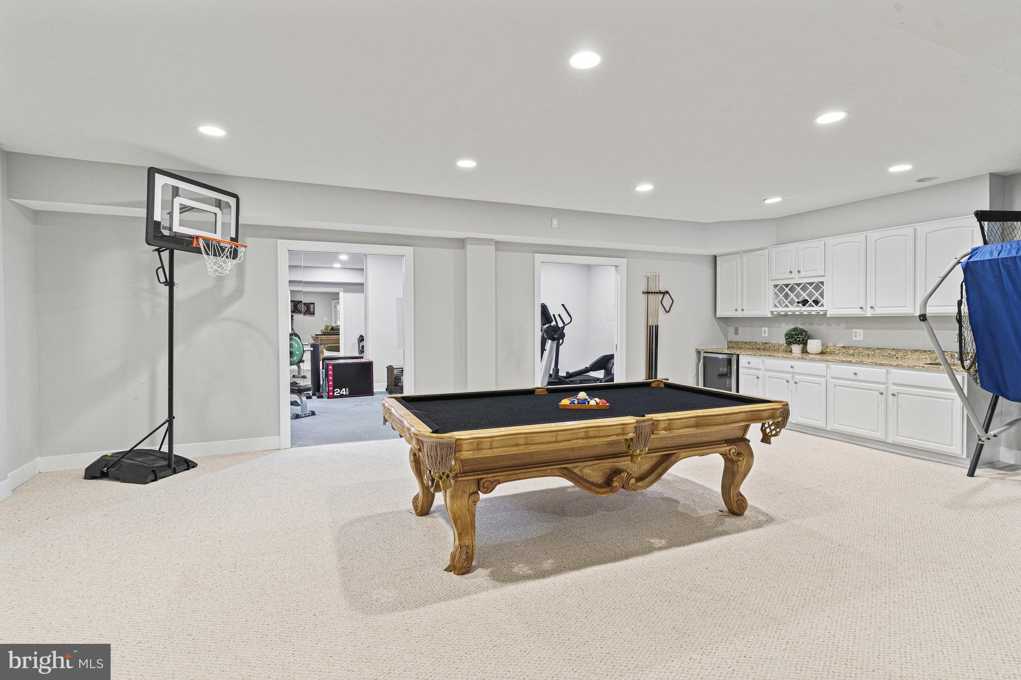 WILLOW RUN PARK - Residential