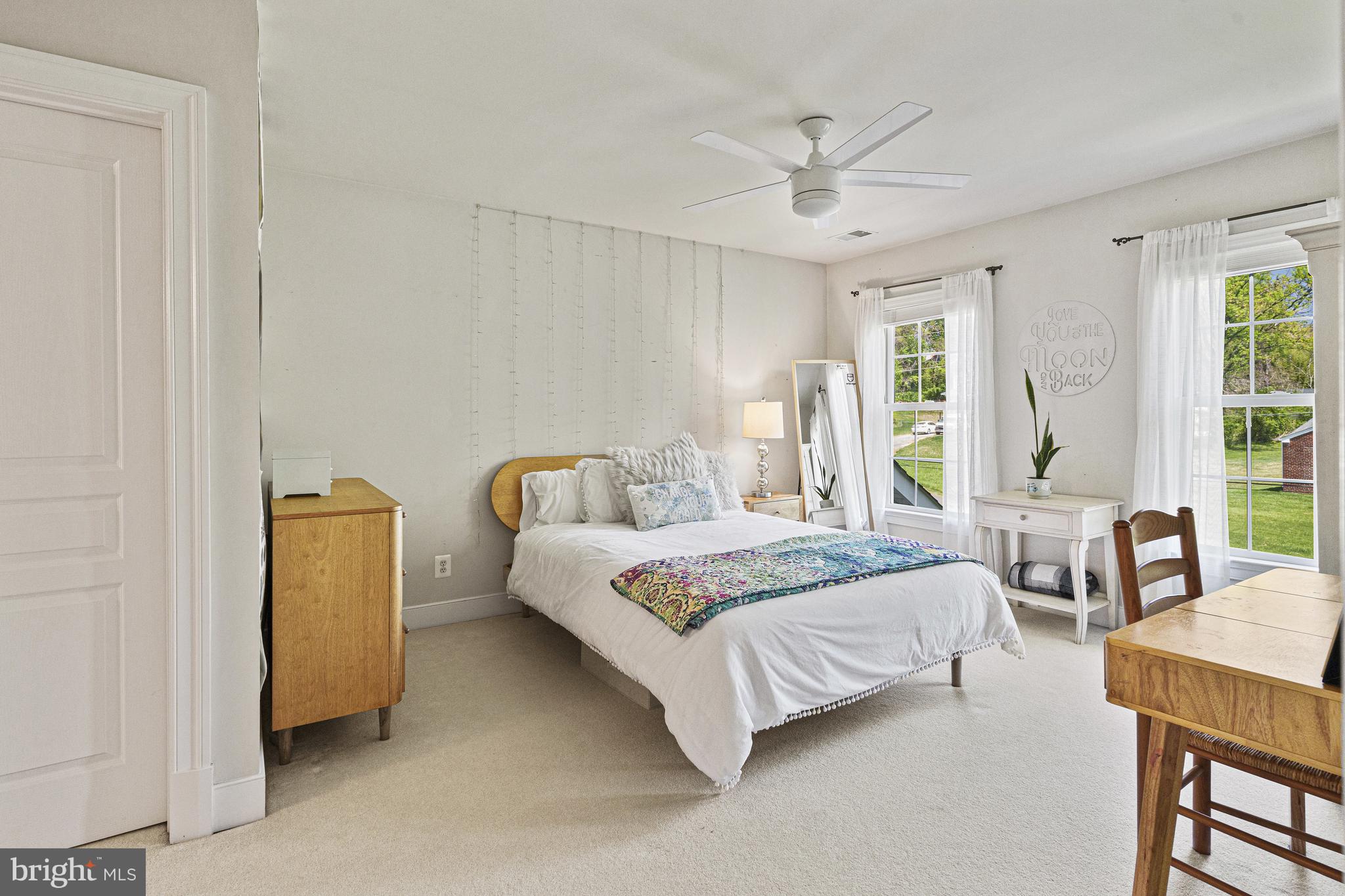 WILLOW RUN PARK - Residential