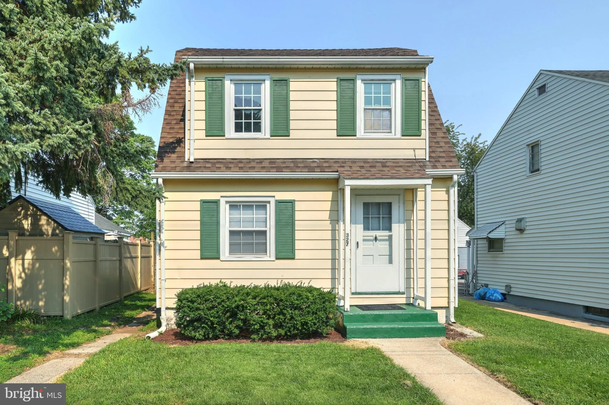 327 Harding Court, York, PA 17403