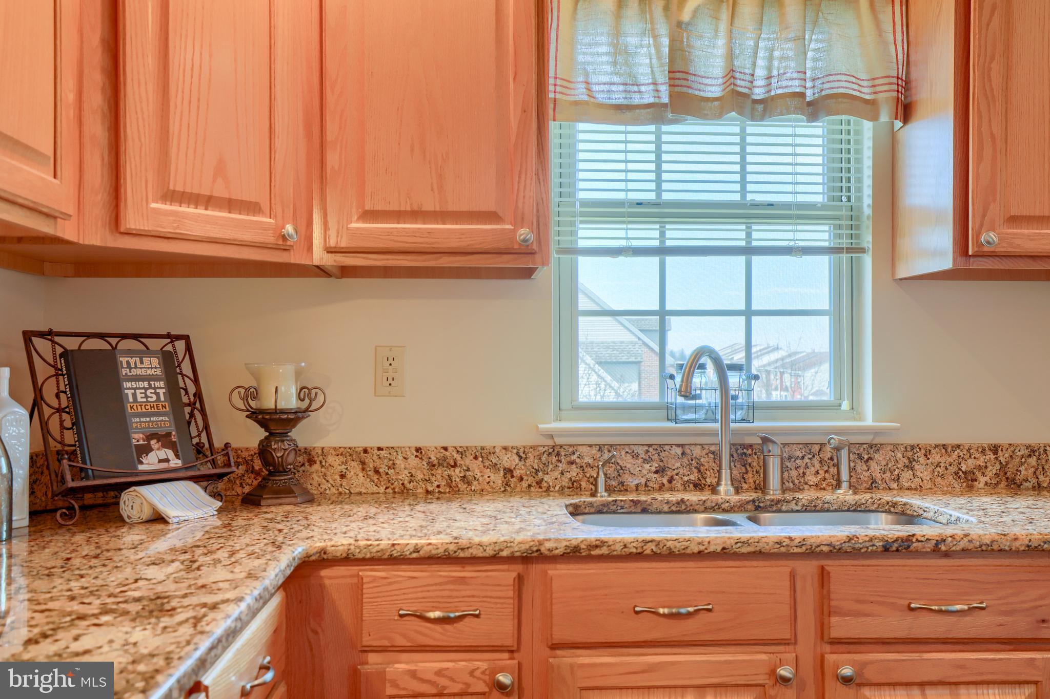 CROWN POINTE - Residential