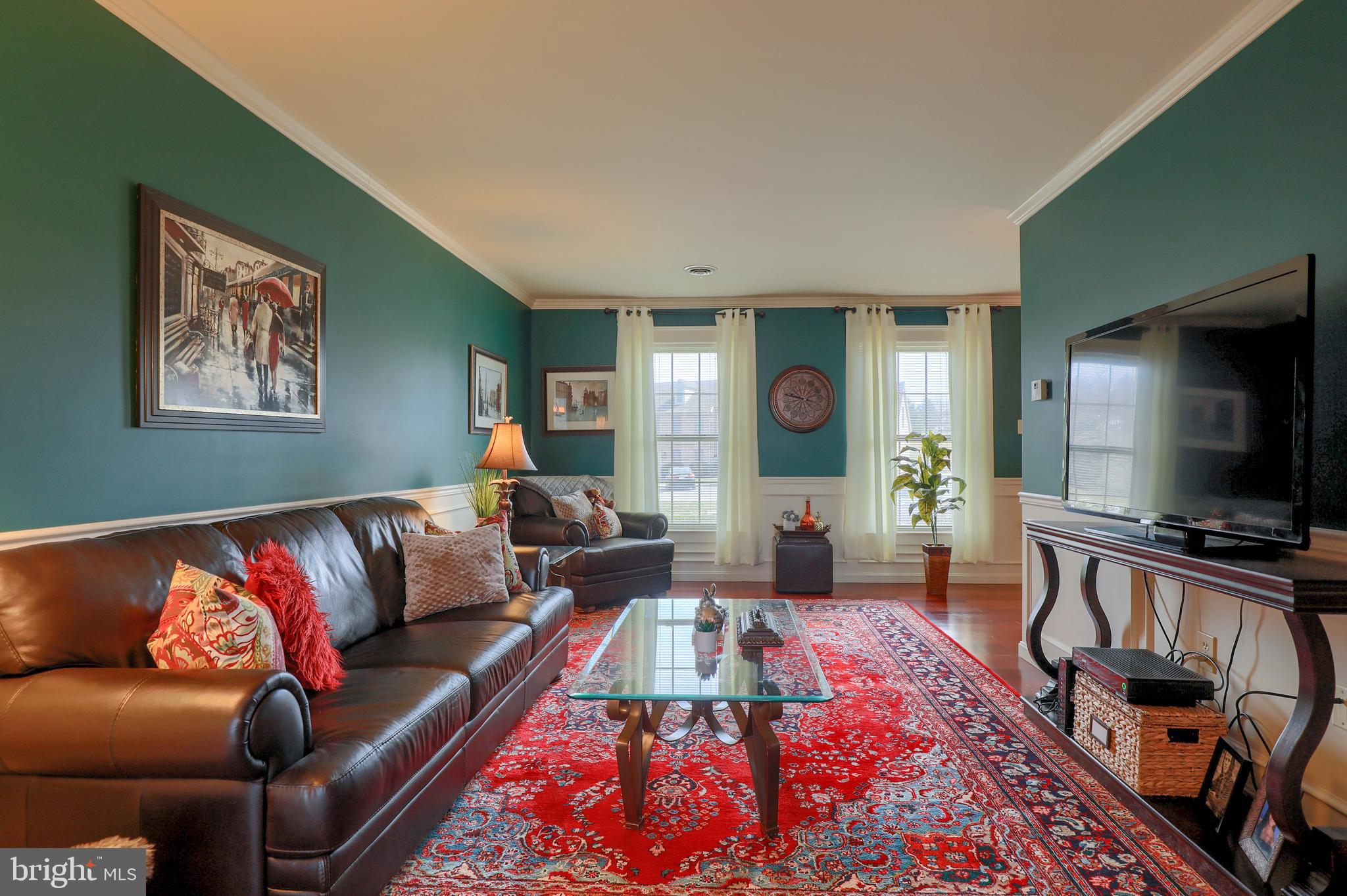 CROWN POINTE - Residential