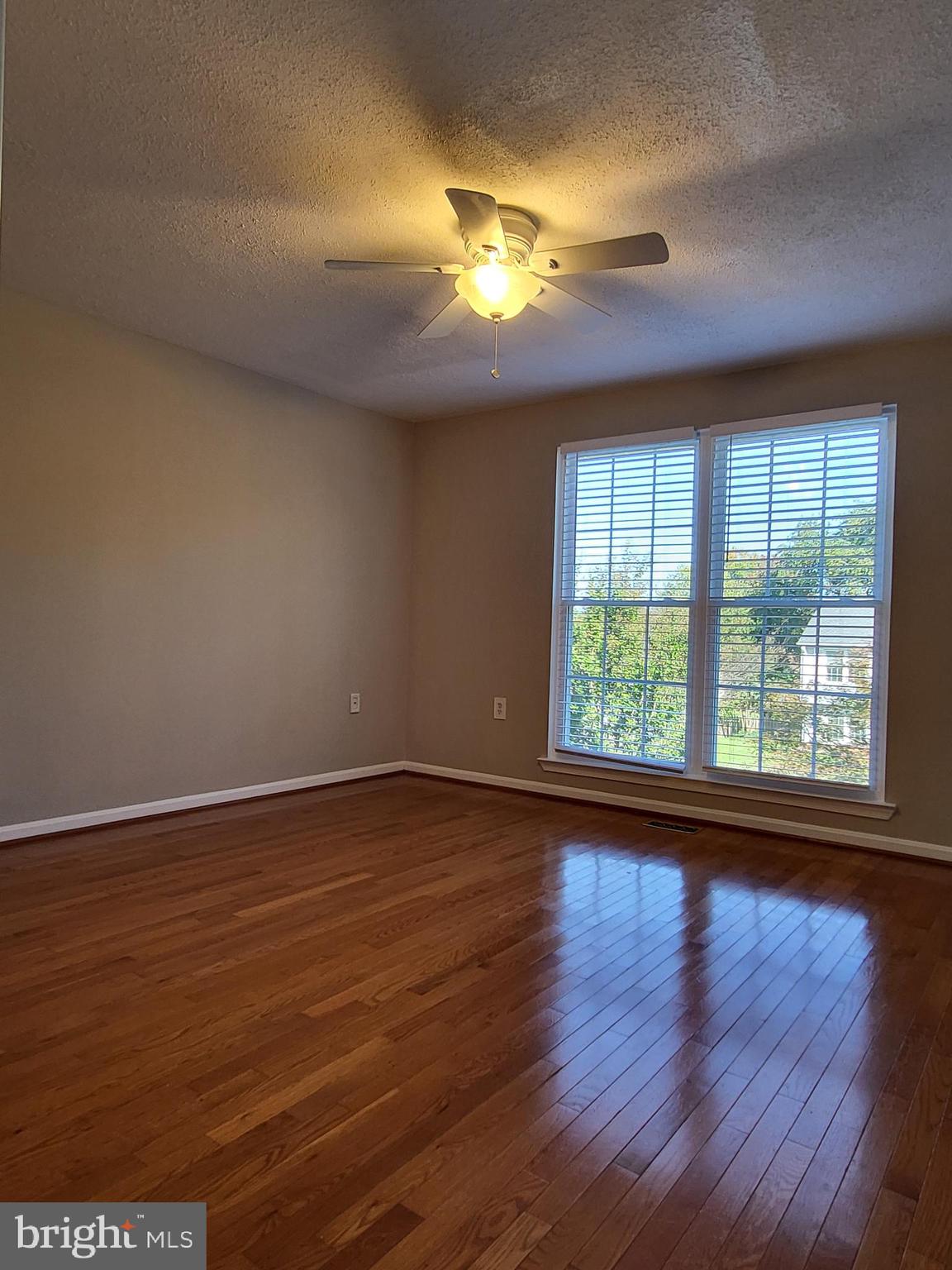 EXETER - Residential Lease