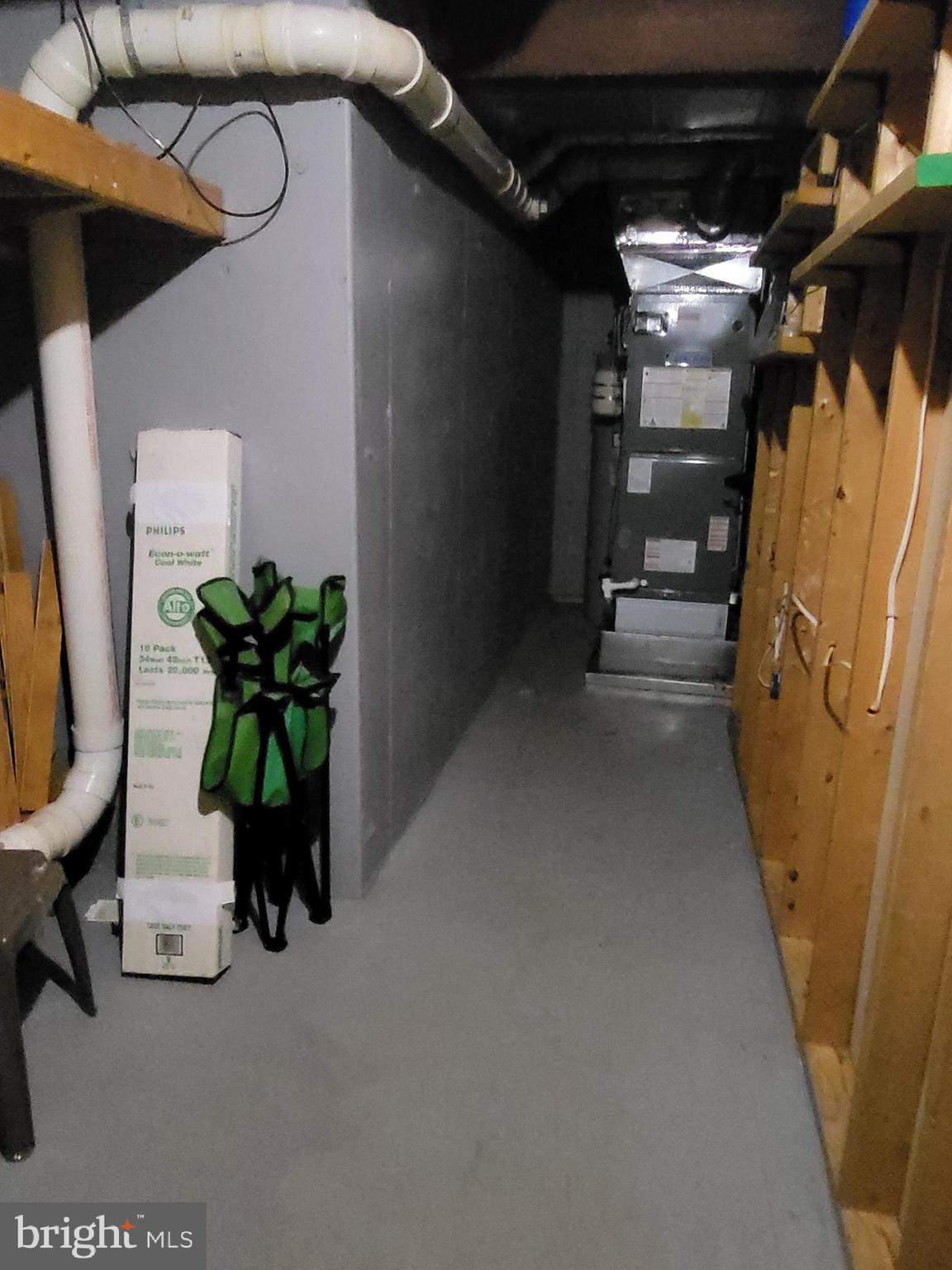 EXETER - Residential Lease