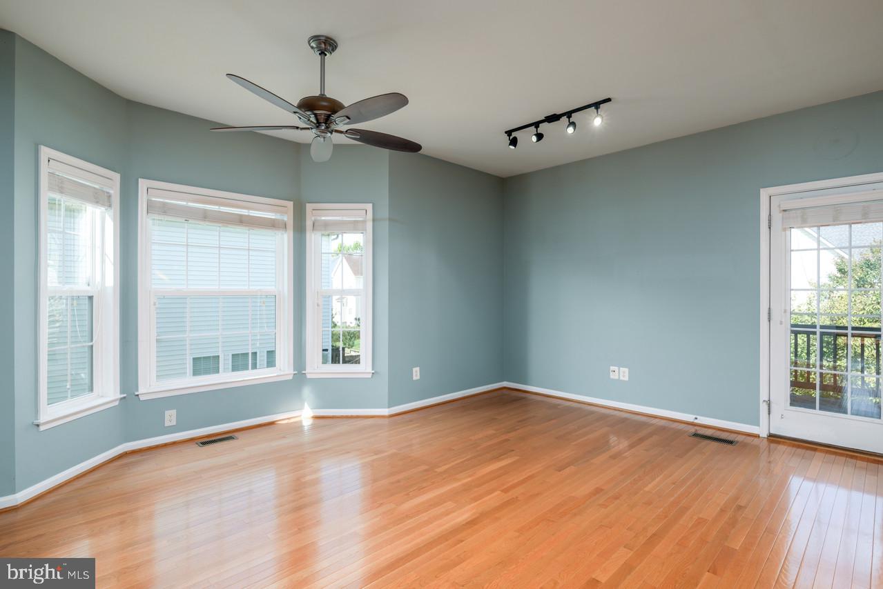 STONE RIDGE SOUTH - Residential Lease