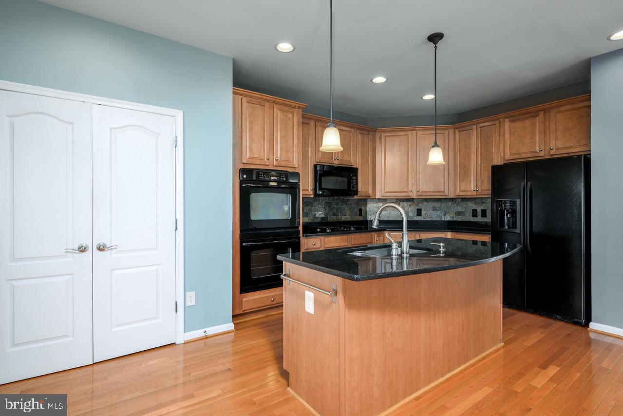 STONE RIDGE SOUTH - Residential Lease