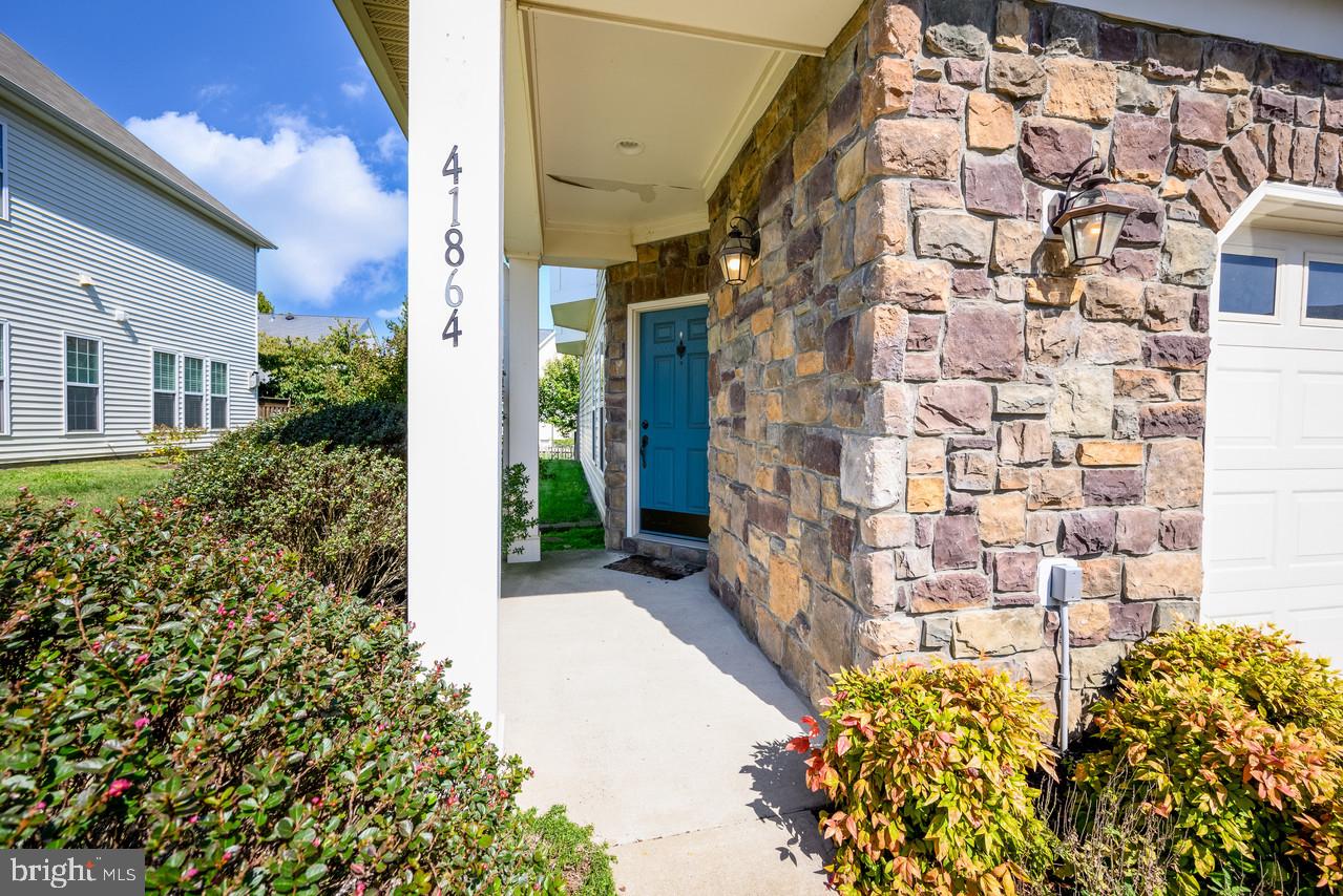 STONE RIDGE SOUTH - Residential Lease