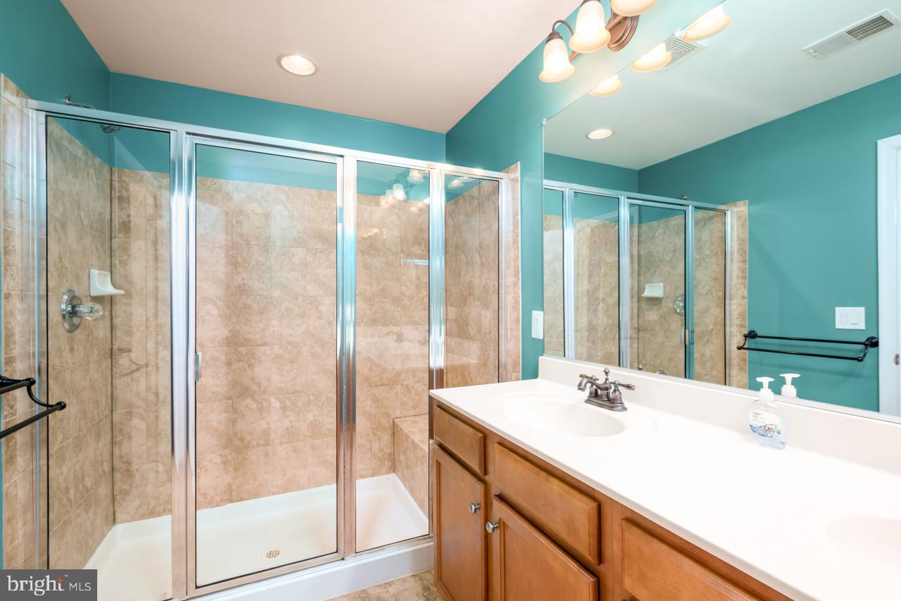 STONE RIDGE SOUTH - Residential Lease