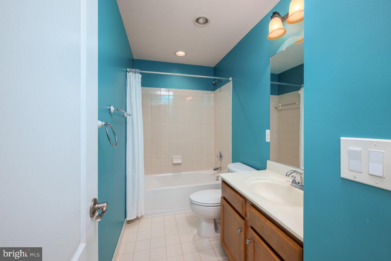 STONE RIDGE SOUTH - Residential Lease