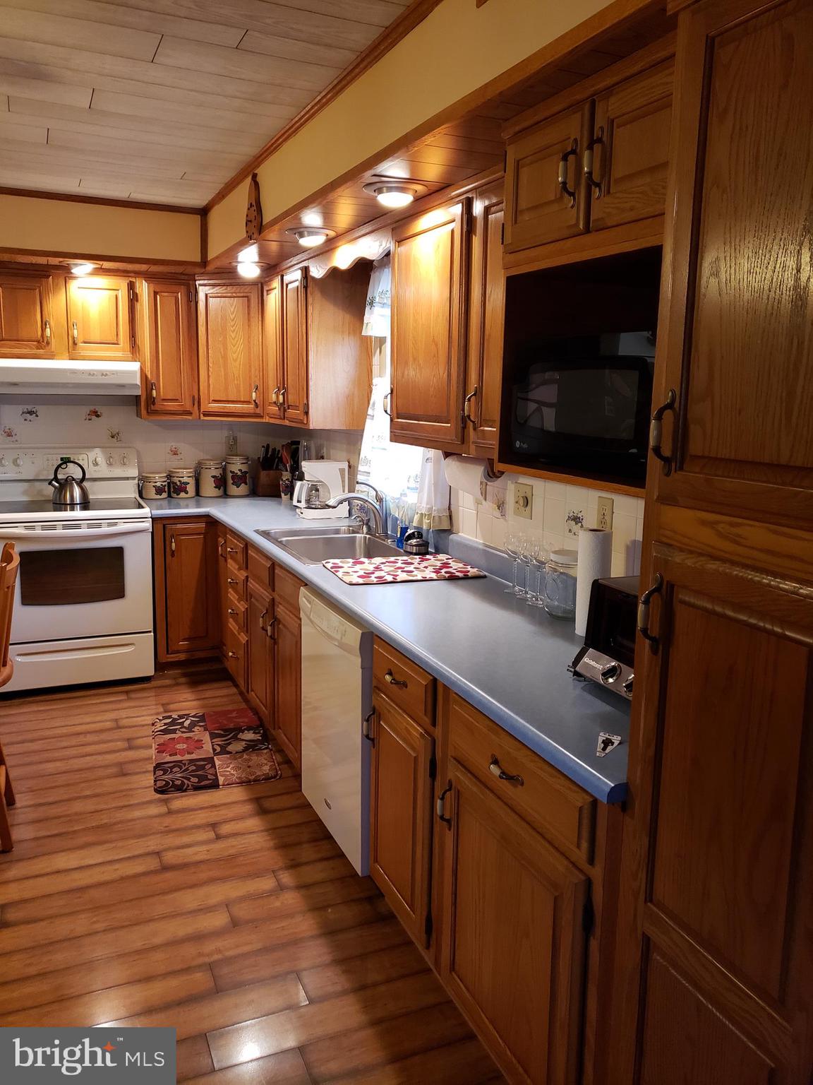 RINGTOWN - Residential