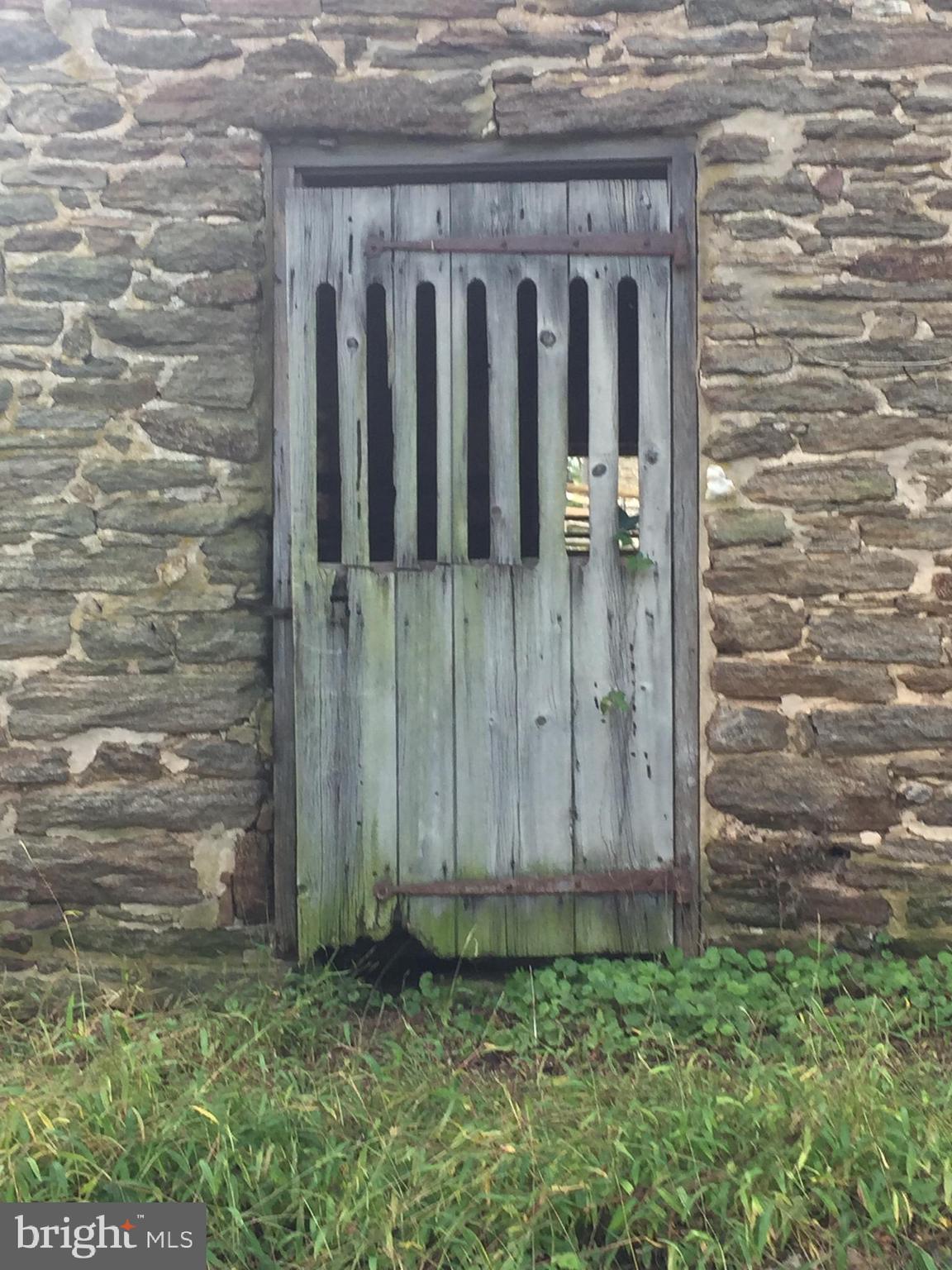 CAVES VALLEY - Residential