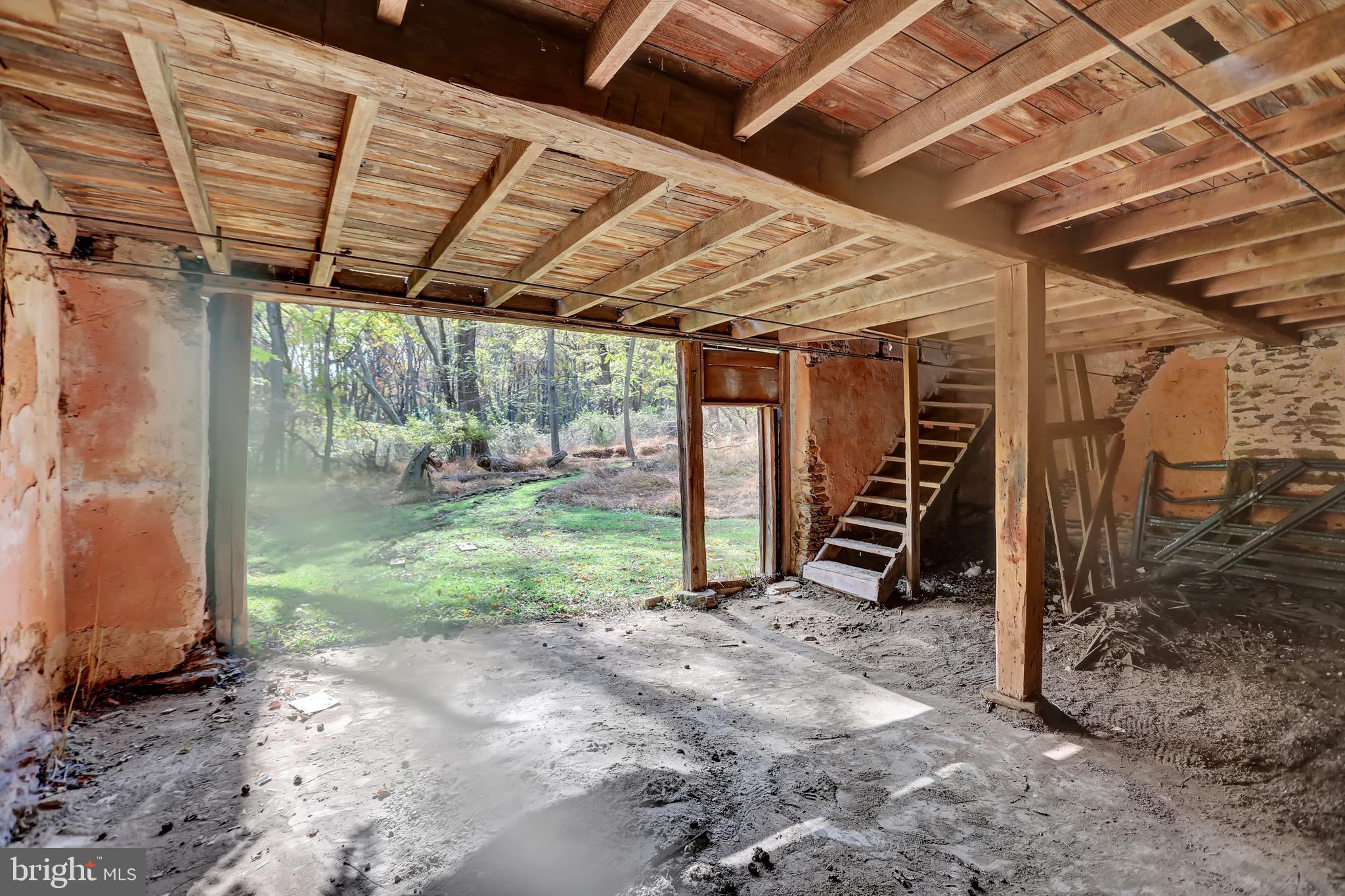 CAVES VALLEY - Residential