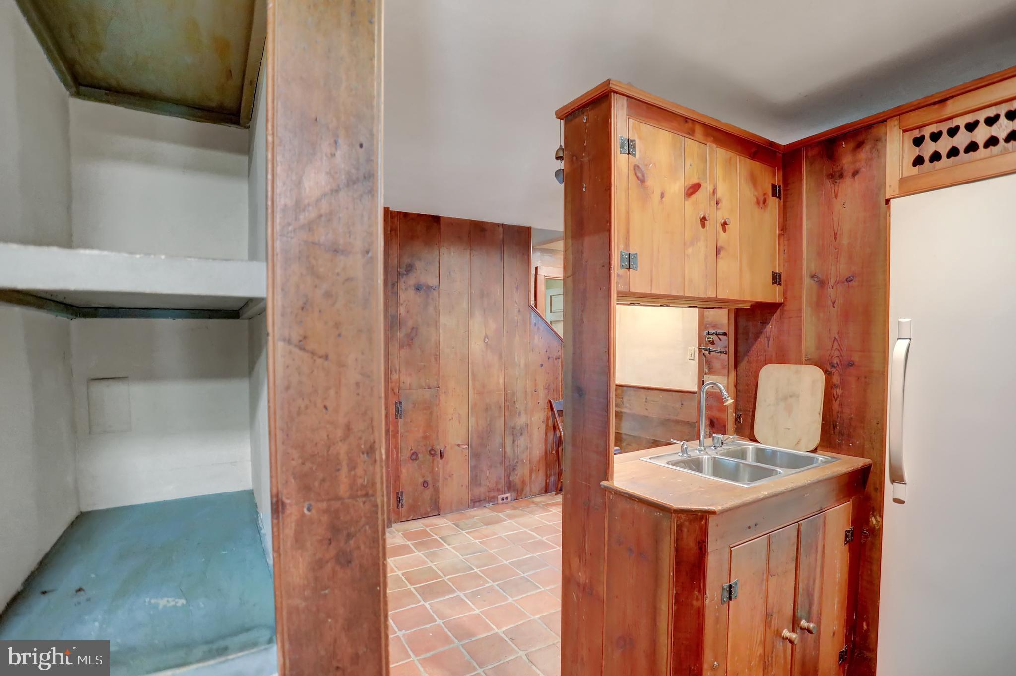 CAVES VALLEY - Residential