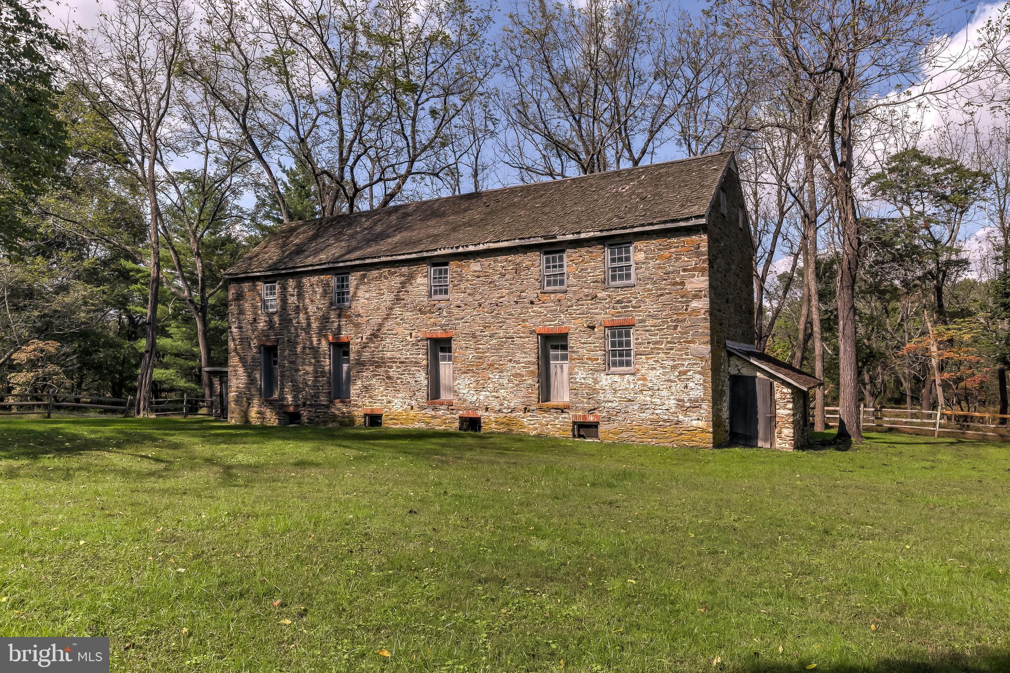 CAVES VALLEY - Residential