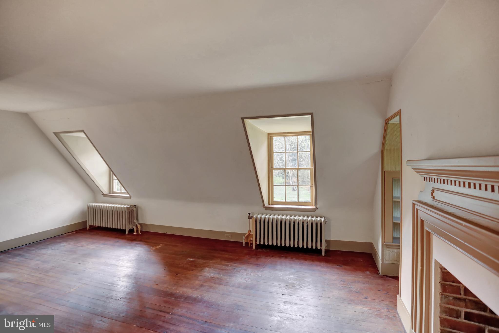 CAVES VALLEY - Residential