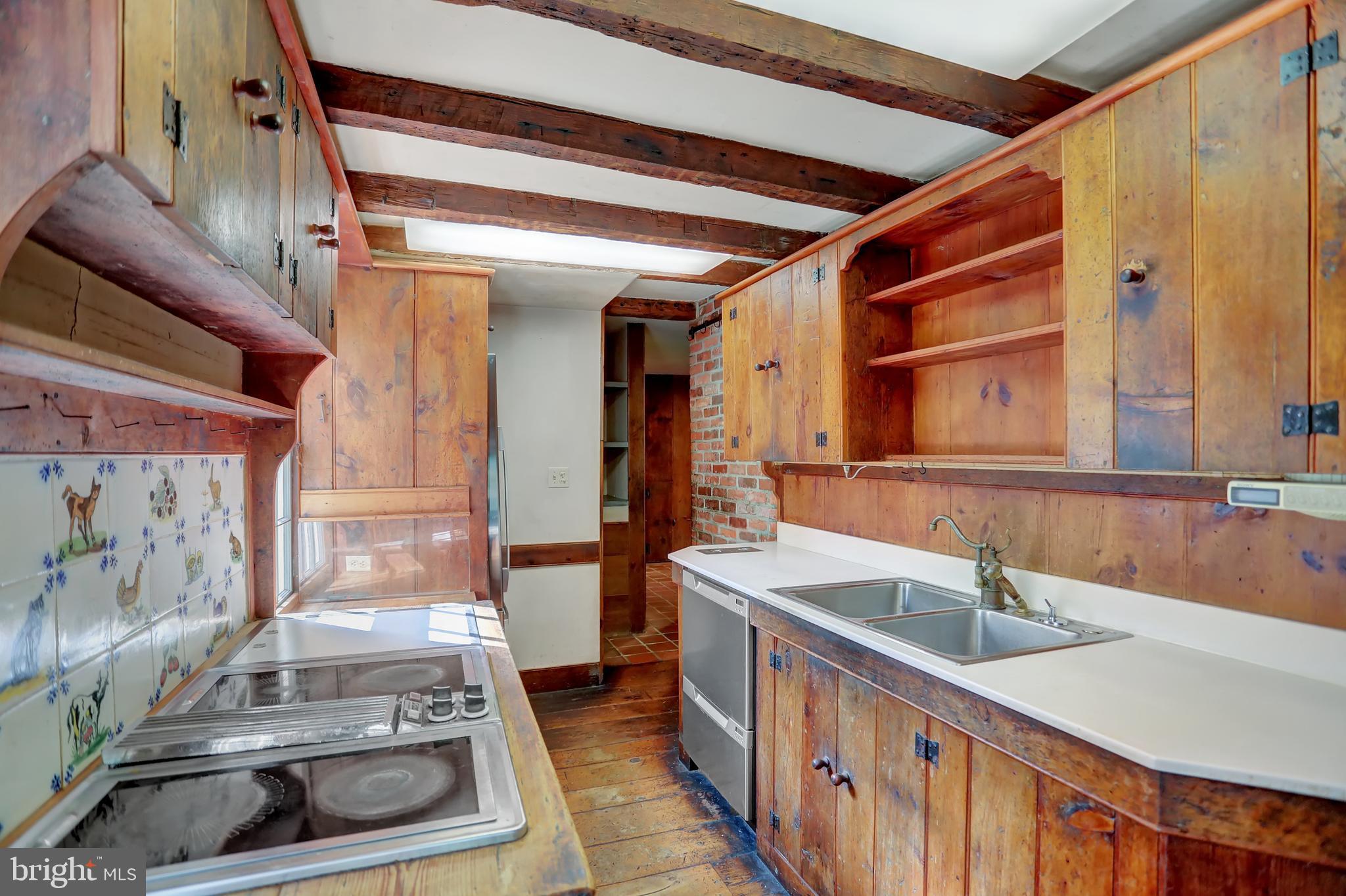 CAVES VALLEY - Residential