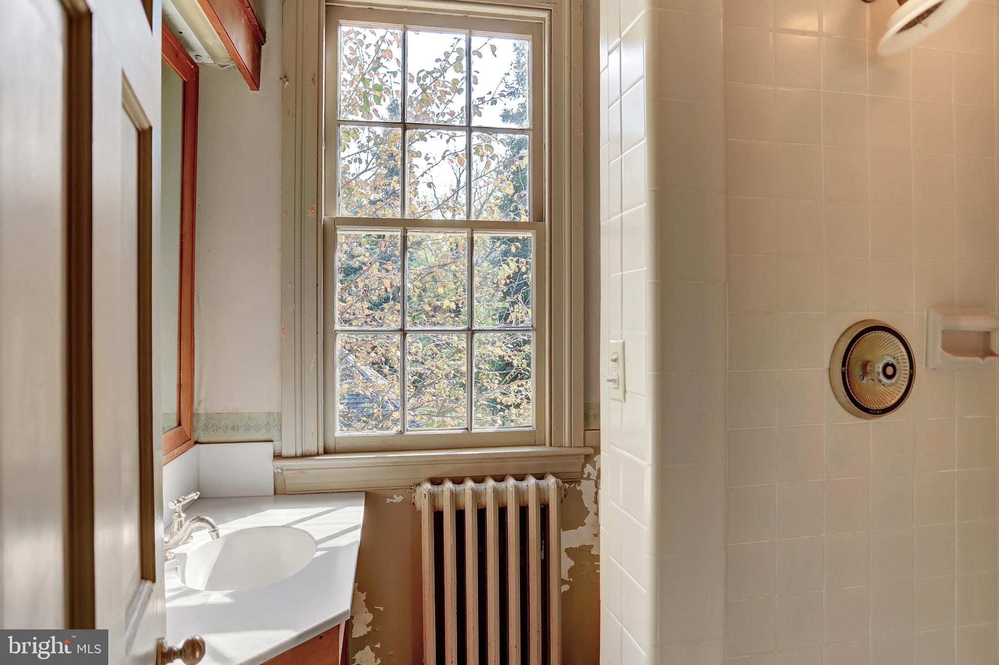 CAVES VALLEY - Residential