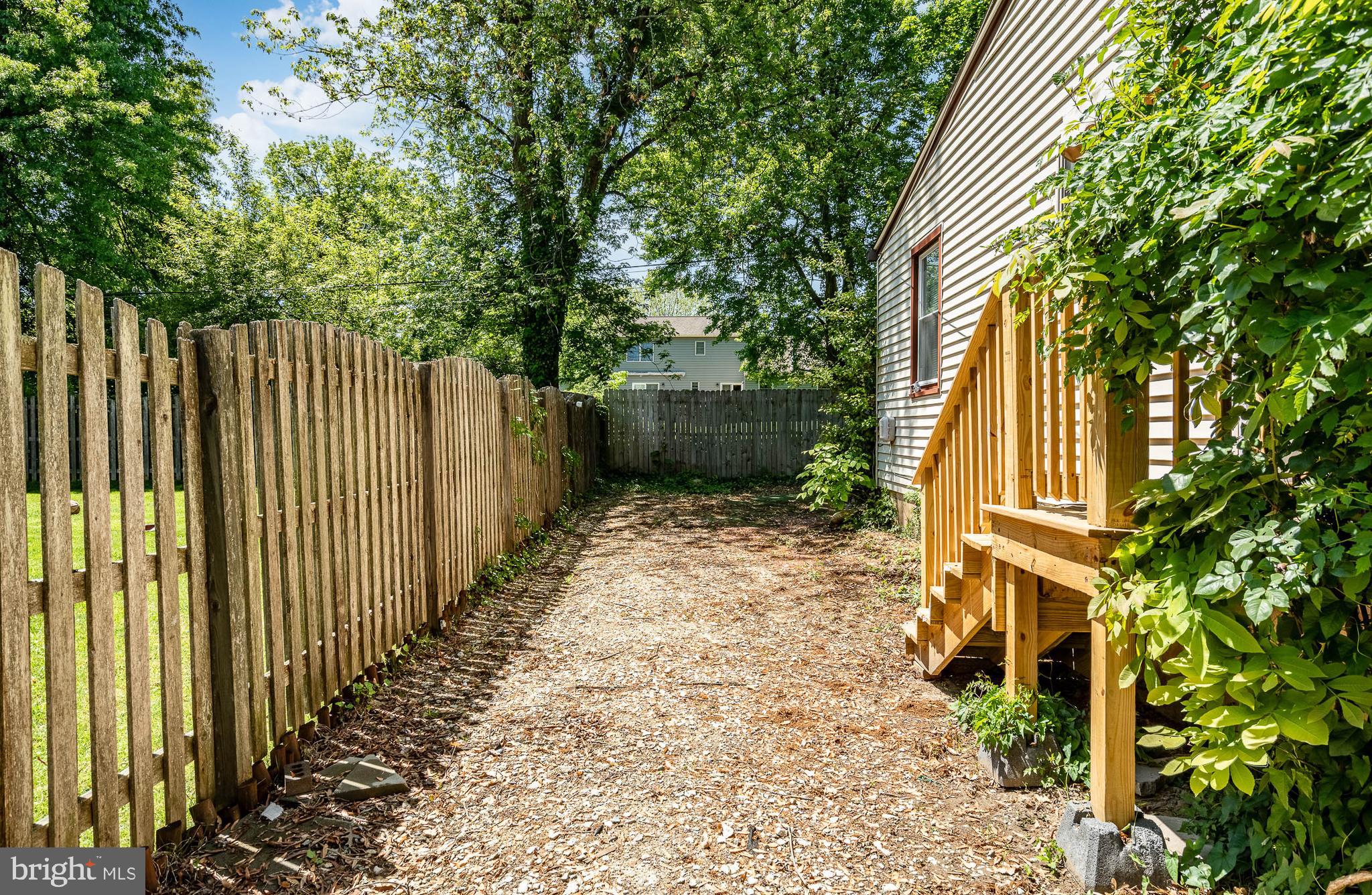 ROLLING PARK - Residential