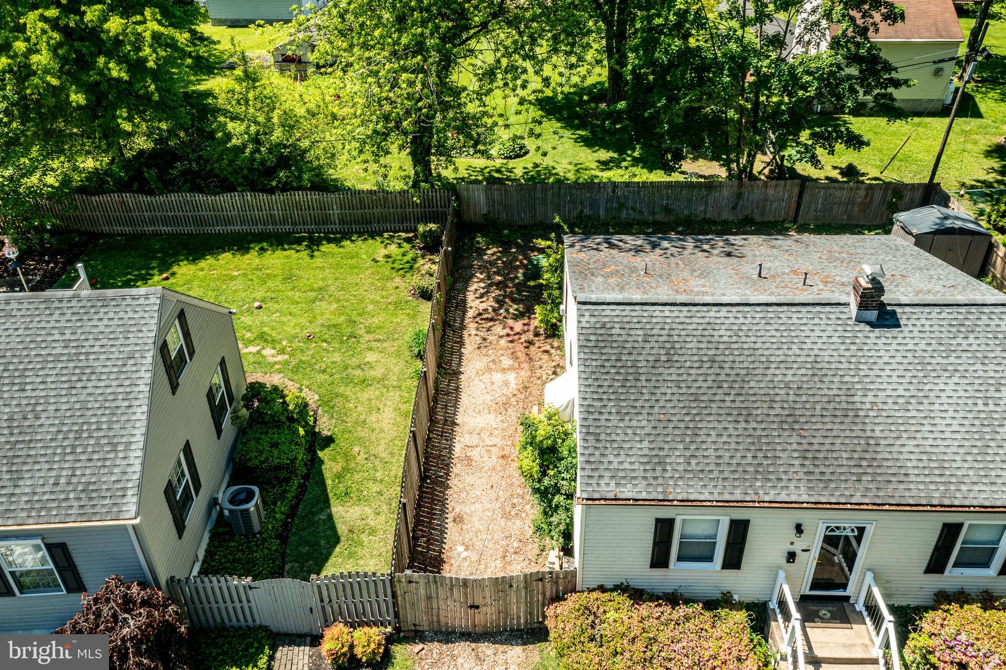 ROLLING PARK - Residential
