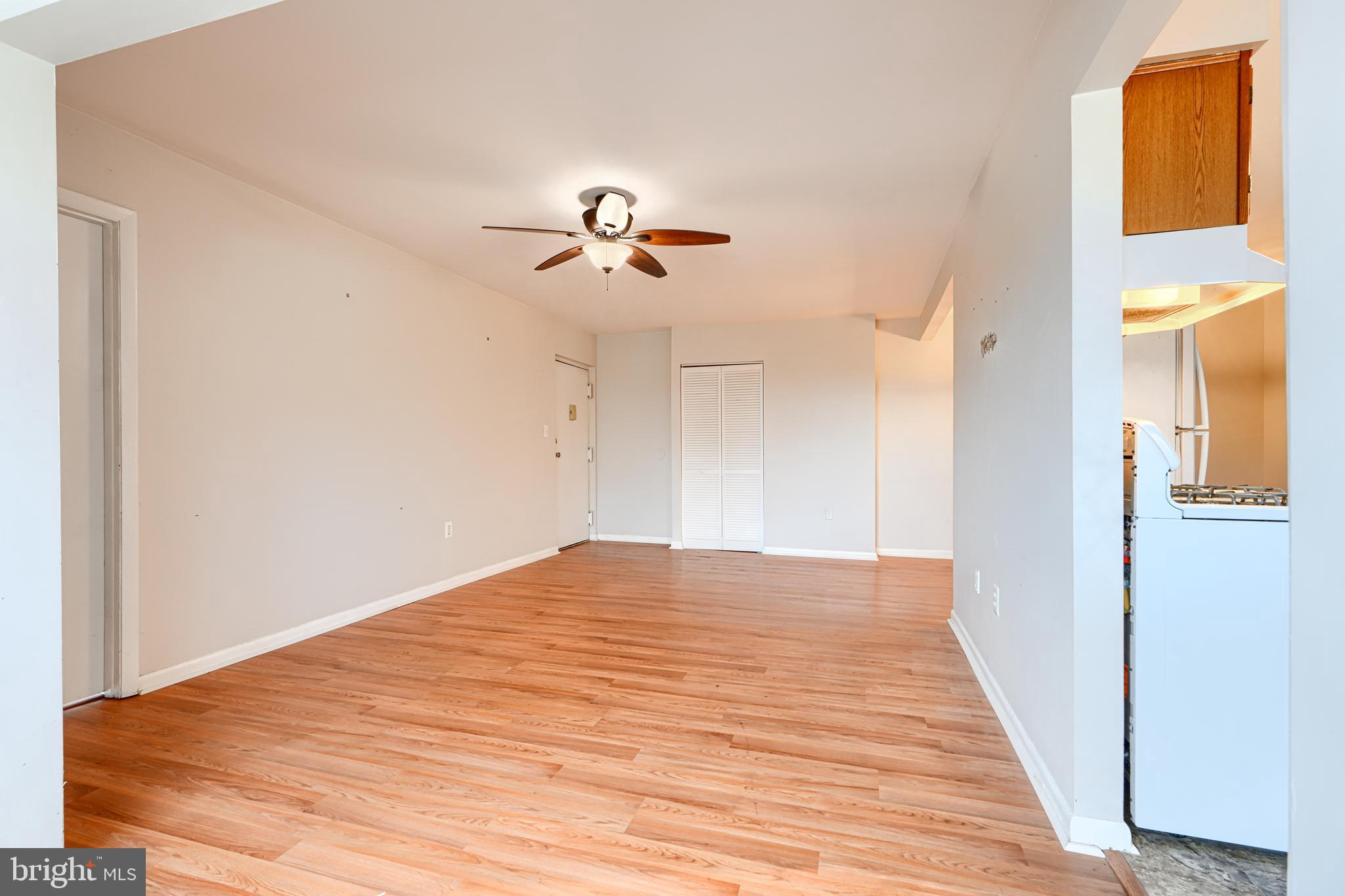 130 ROYAL OAK DRIVE L 130-L