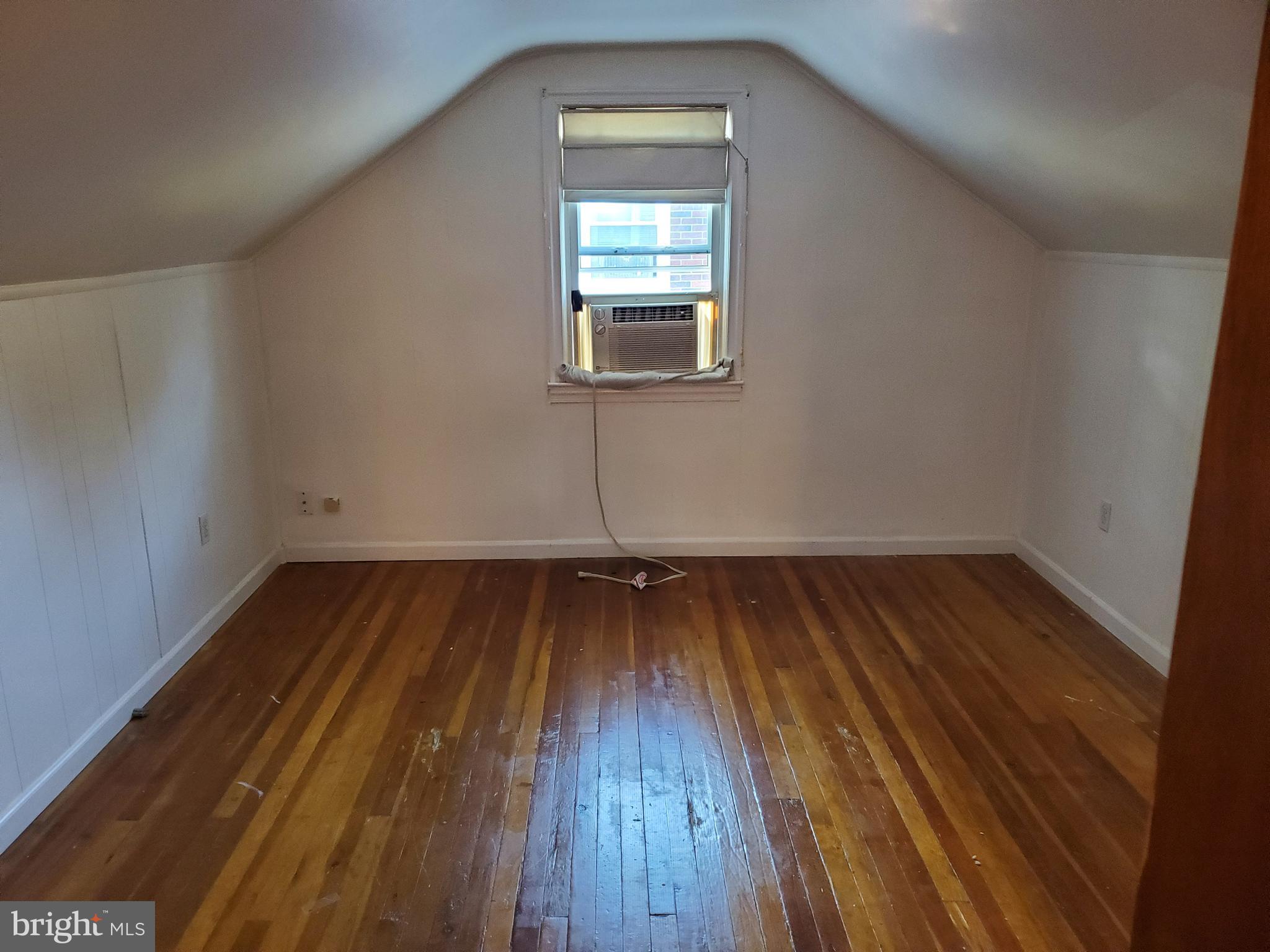 CORNWALL TERRACE - Residential