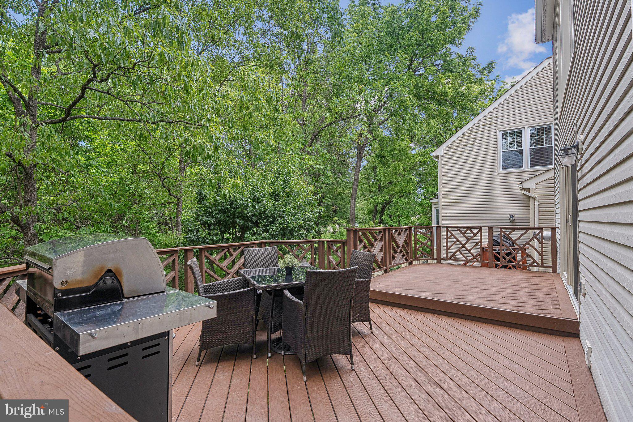 EDGEMOORE - Residential