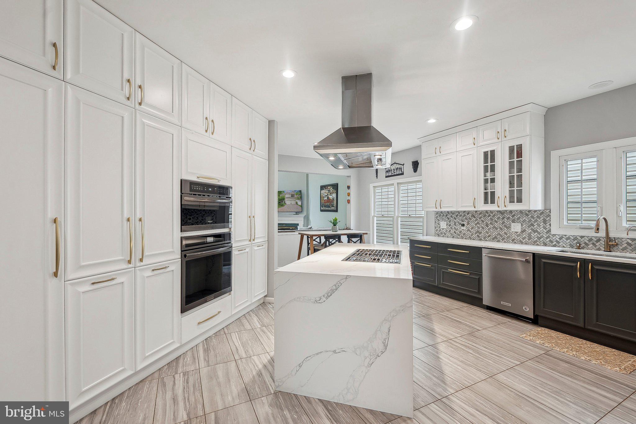 EDGEMOORE - Residential