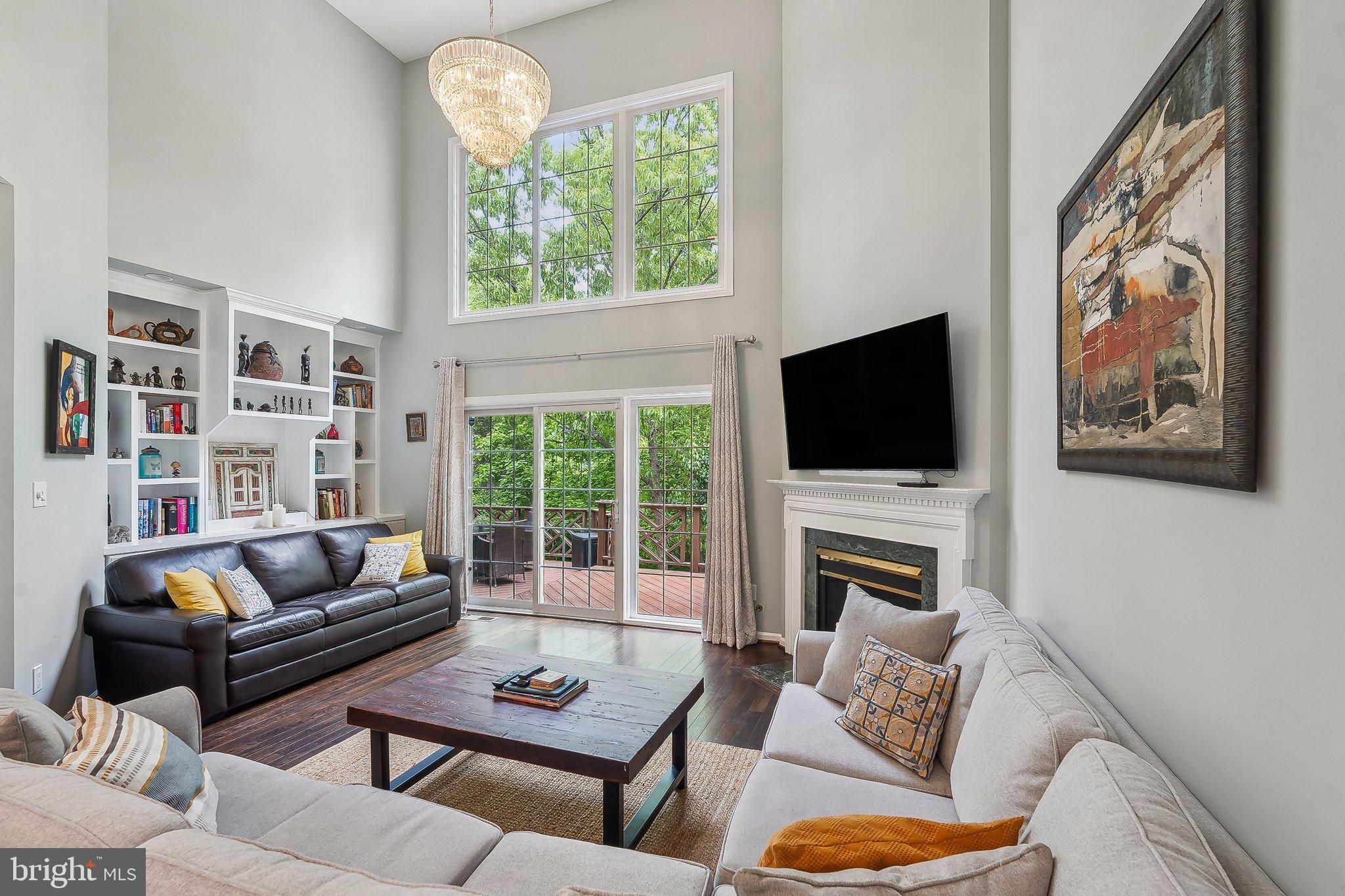 EDGEMOORE - Residential