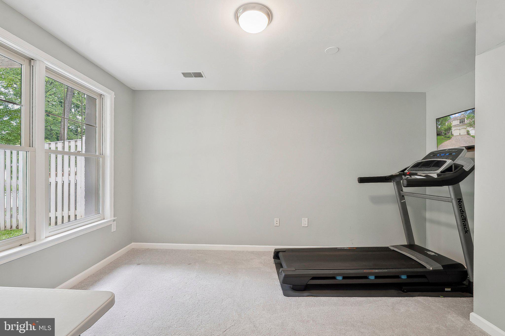 EDGEMOORE - Residential