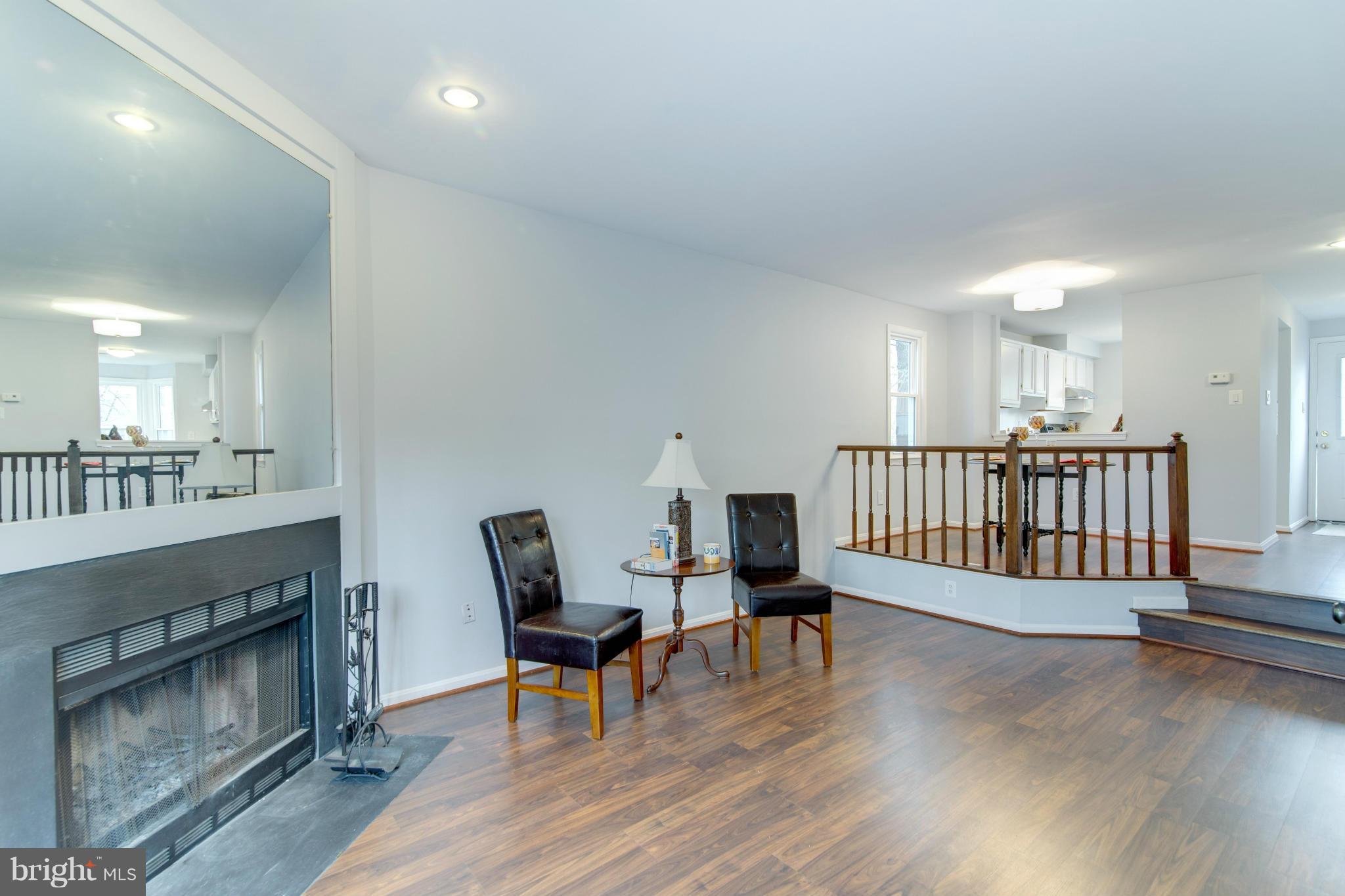 RESTON - Residential