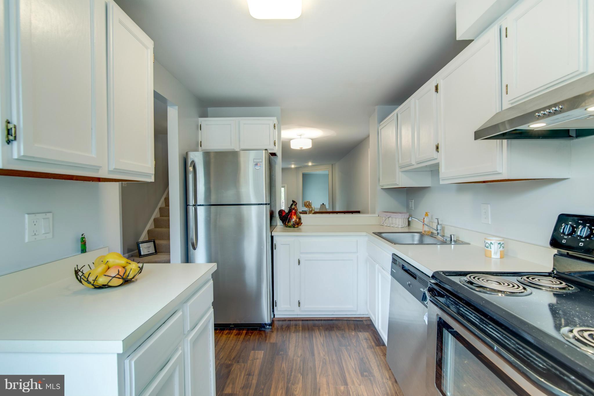 RESTON - Residential