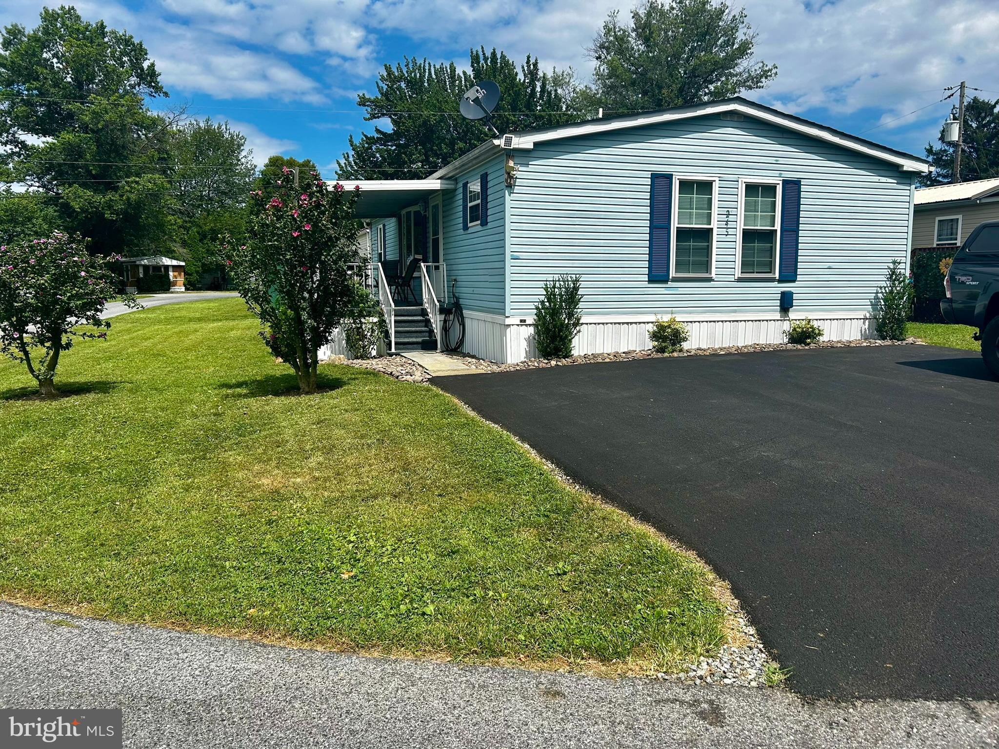 245 DAVEY DRIVE