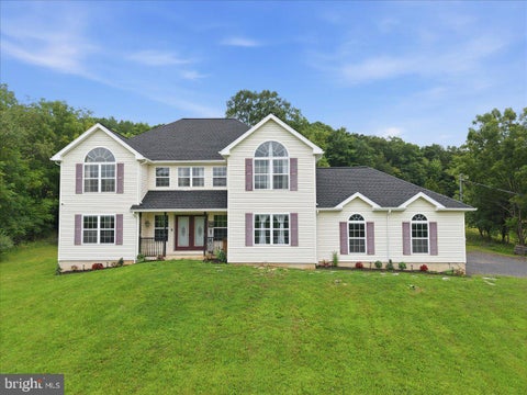 Homes For Sale - 387 Blue Ridge Road<br/> SAYLORSBURG, PA 18353