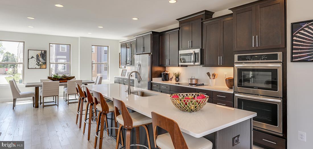 POTOMAC SHORES - Residential