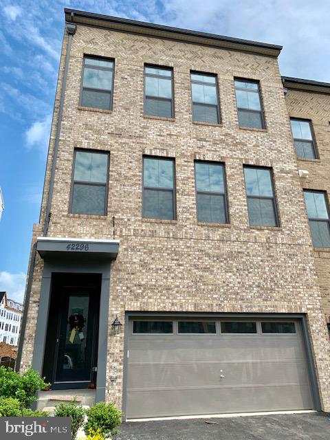 BRAMBLETON - Residential Lease