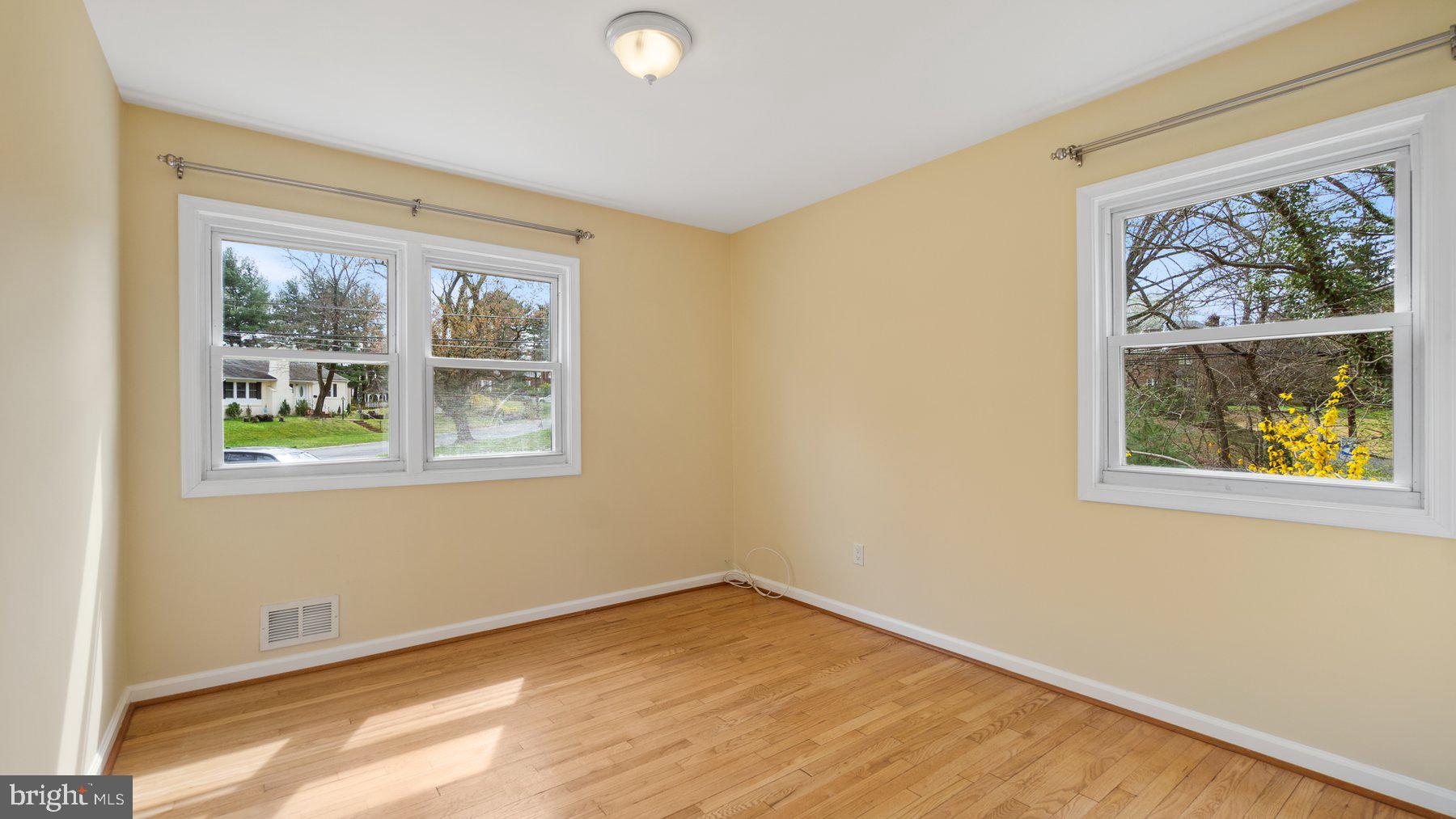 BURNT MILLS KNOLLS - Residential