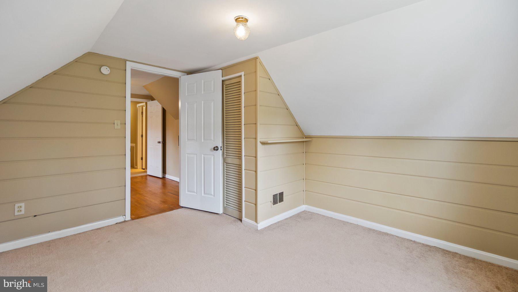 BURNT MILLS KNOLLS - Residential