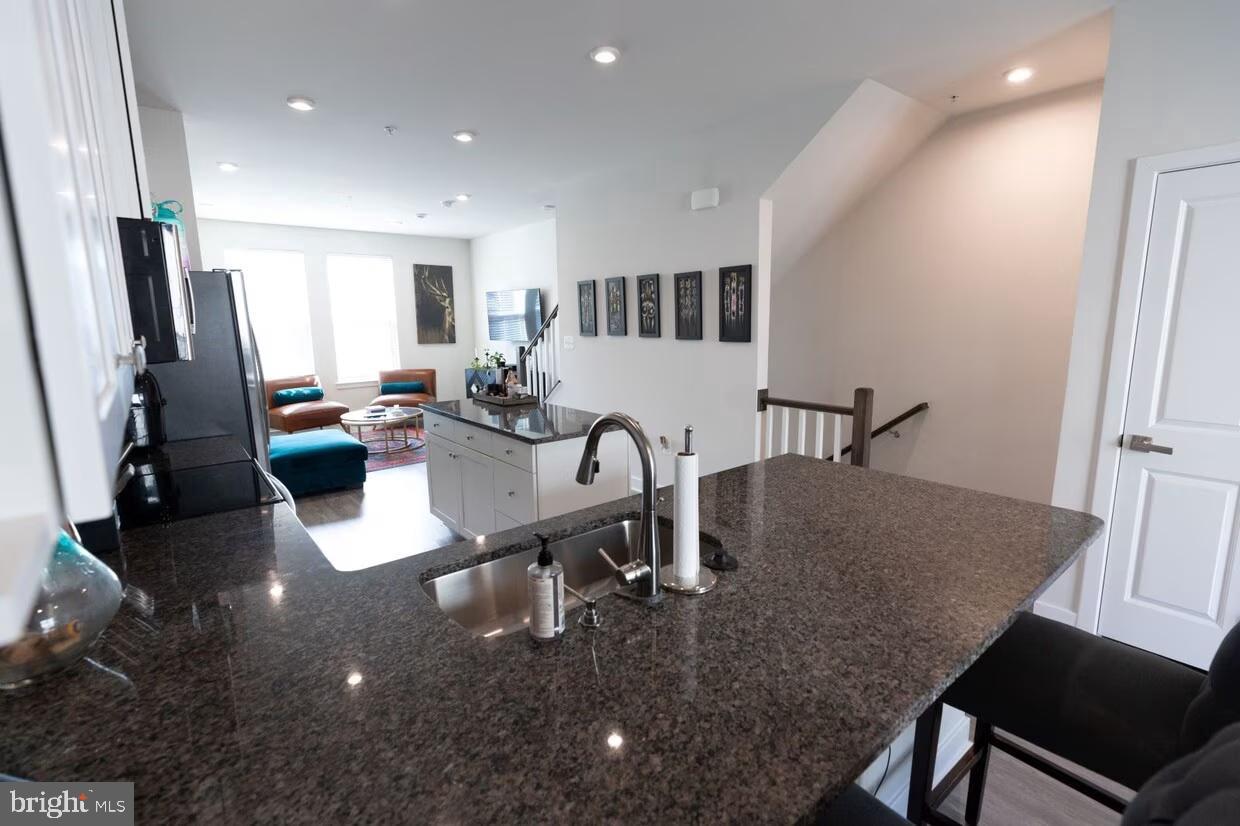 2807 EVANSGREEN DRIVE