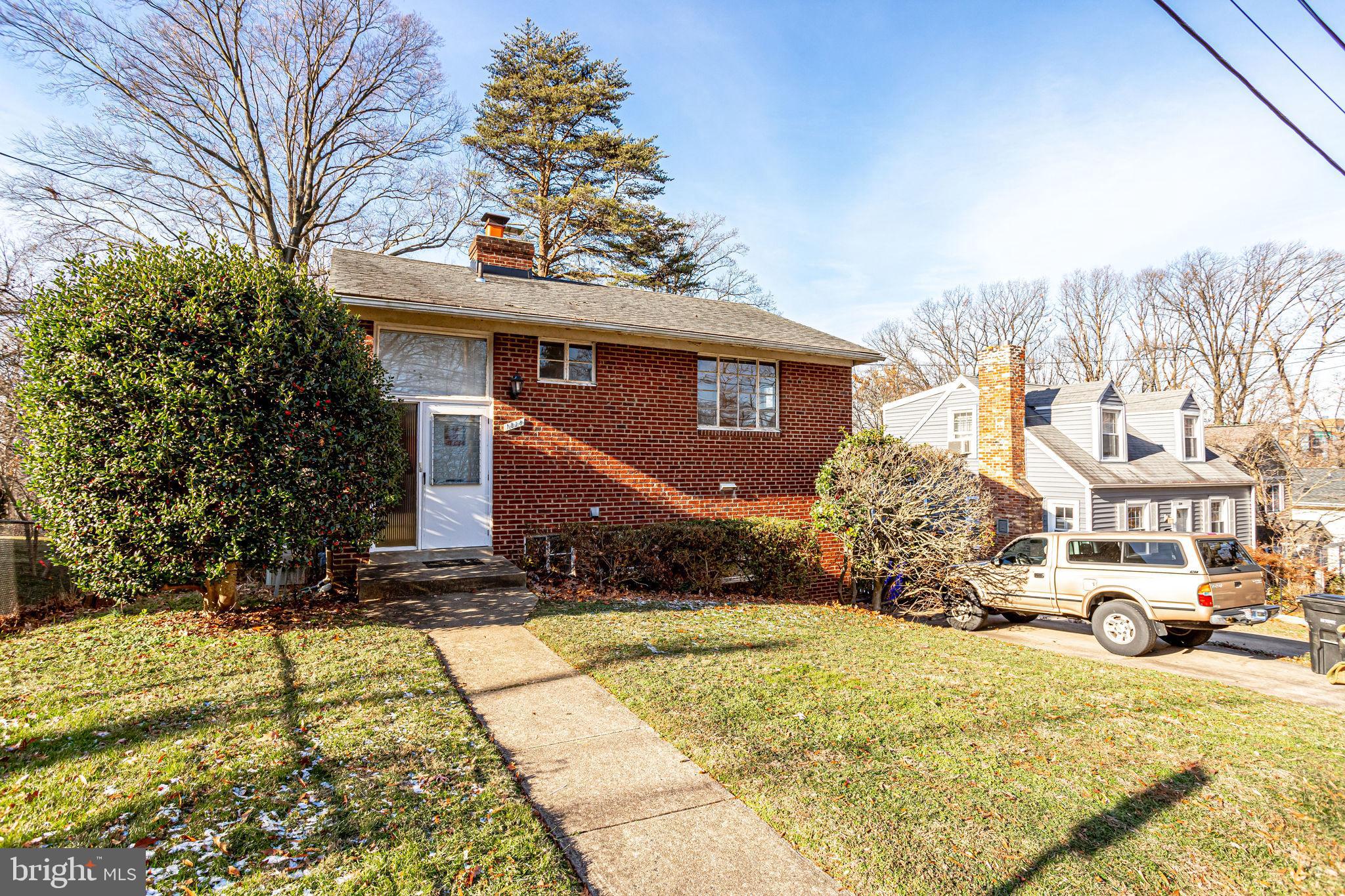 DOUGLAS PARK - Residential