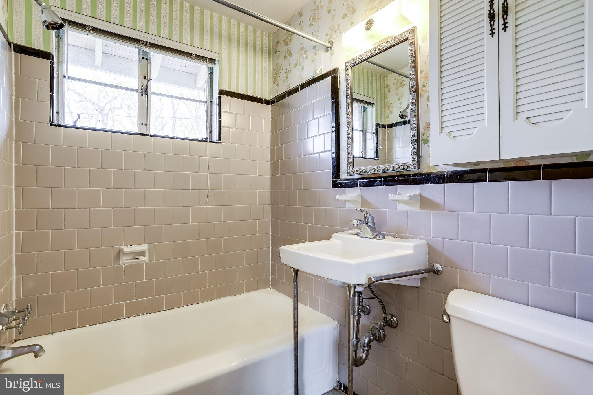 DOUGLAS PARK - Residential