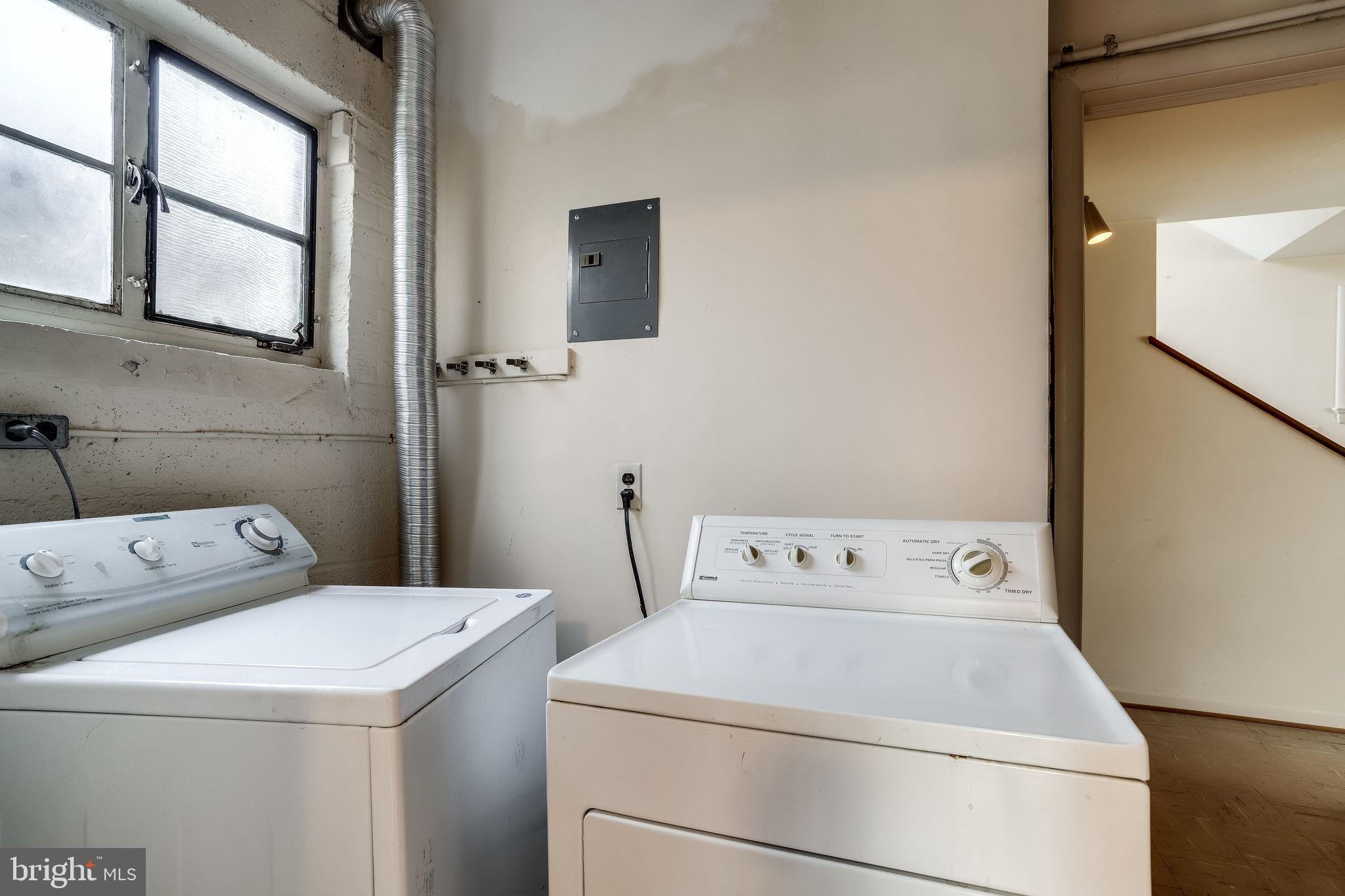 DOUGLAS PARK - Residential