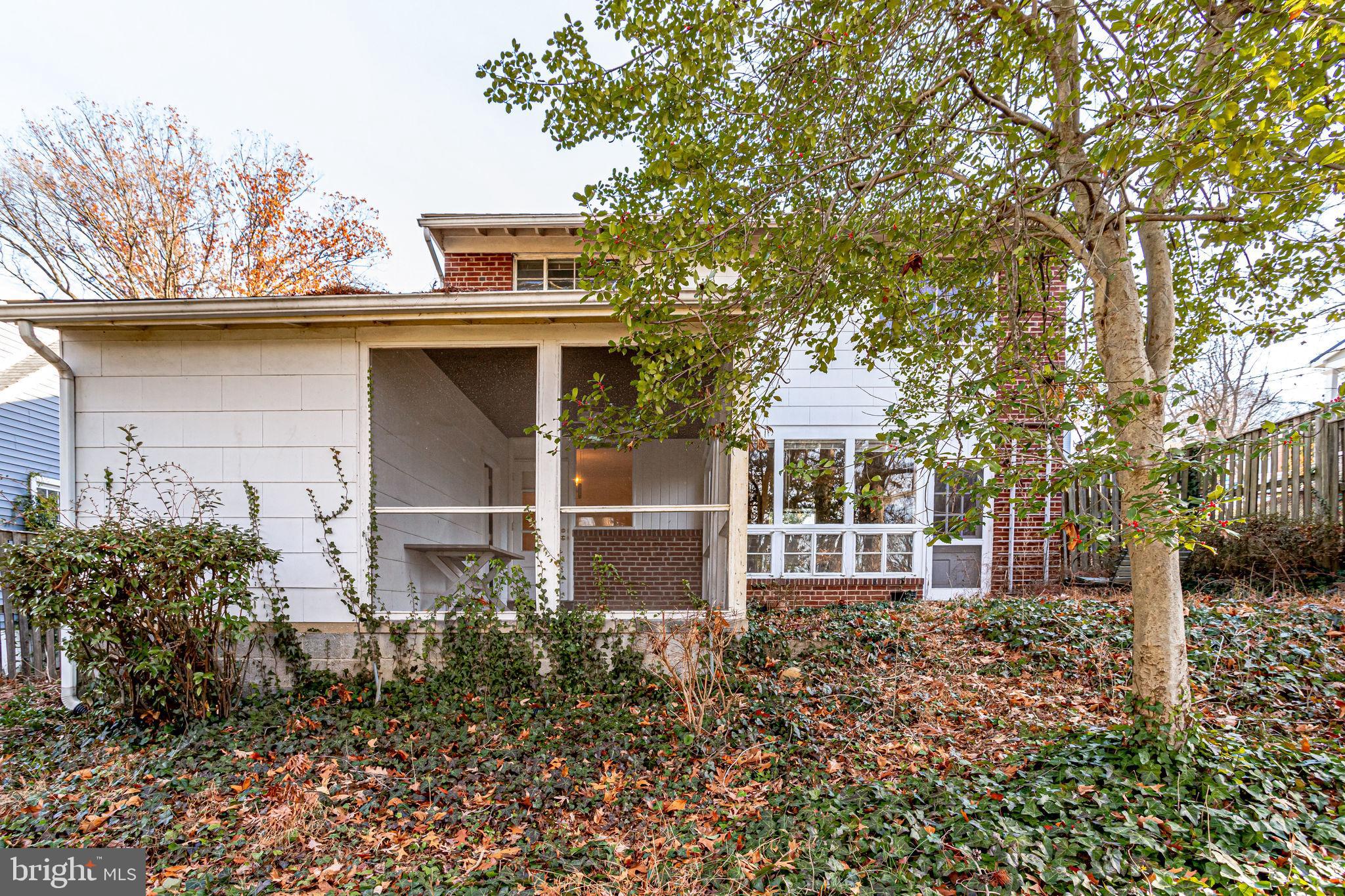 DOUGLAS PARK - Residential