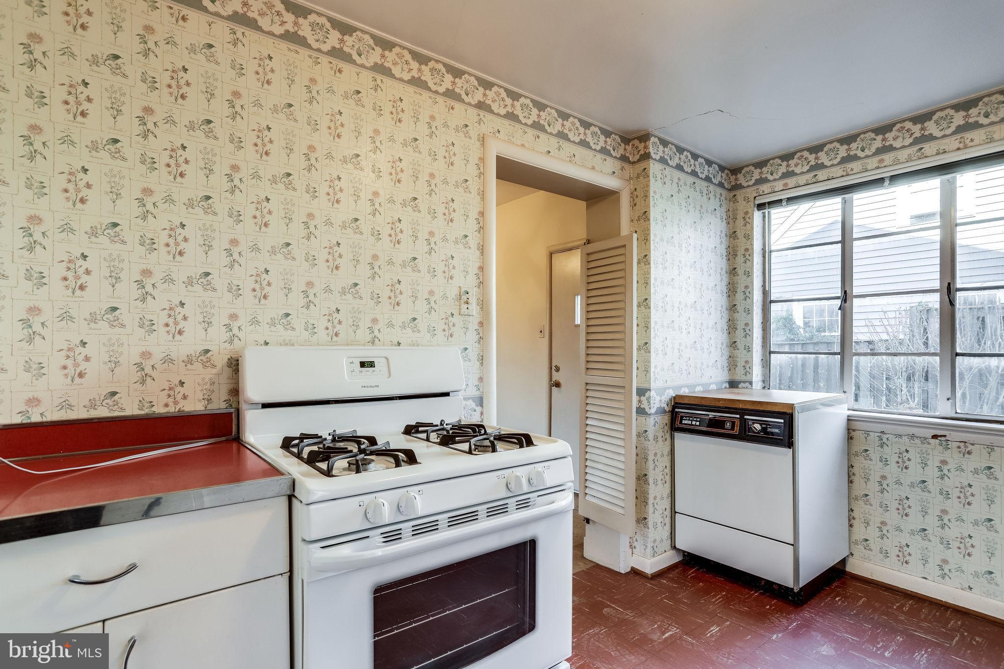 DOUGLAS PARK - Residential