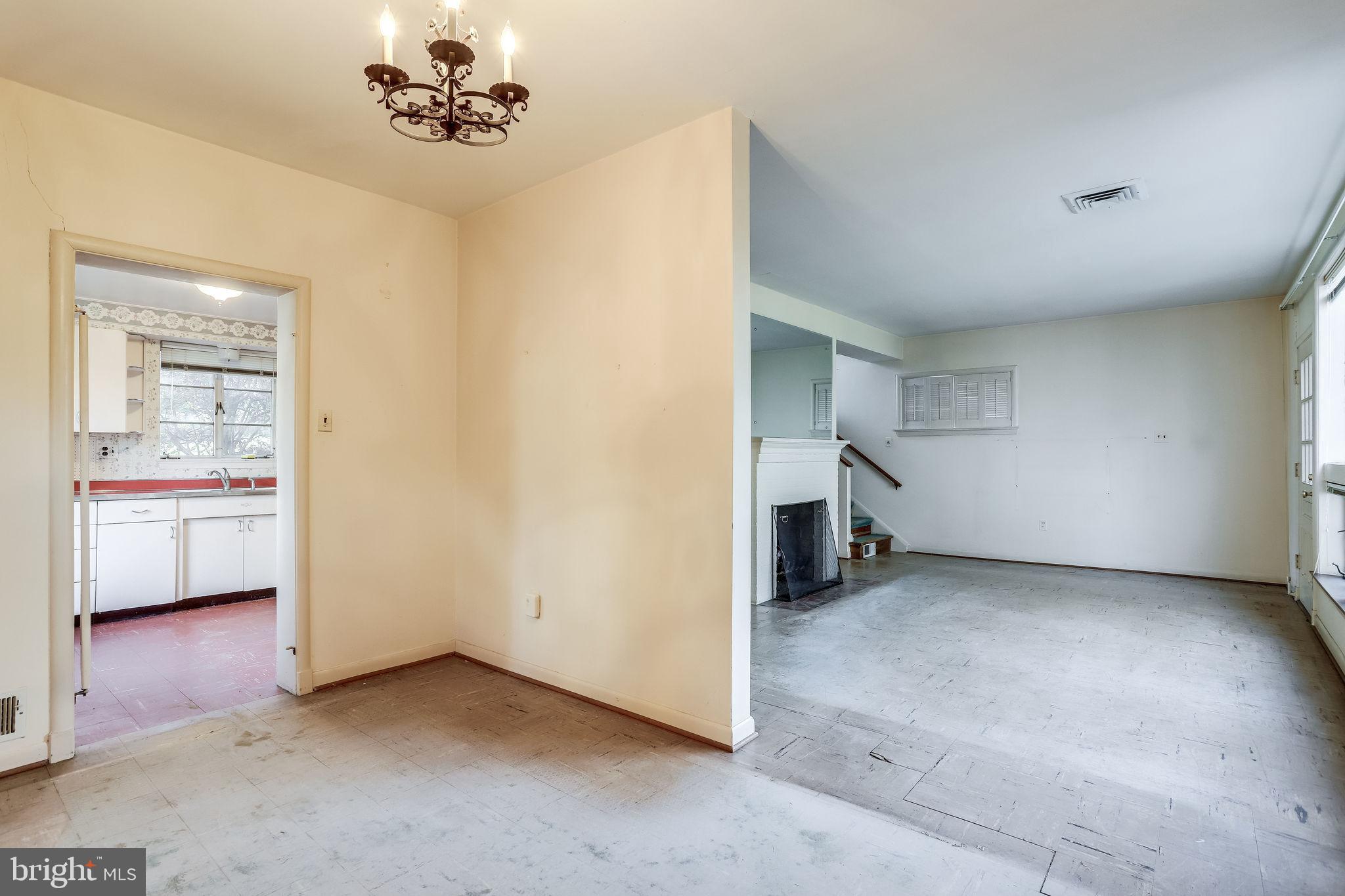 DOUGLAS PARK - Residential