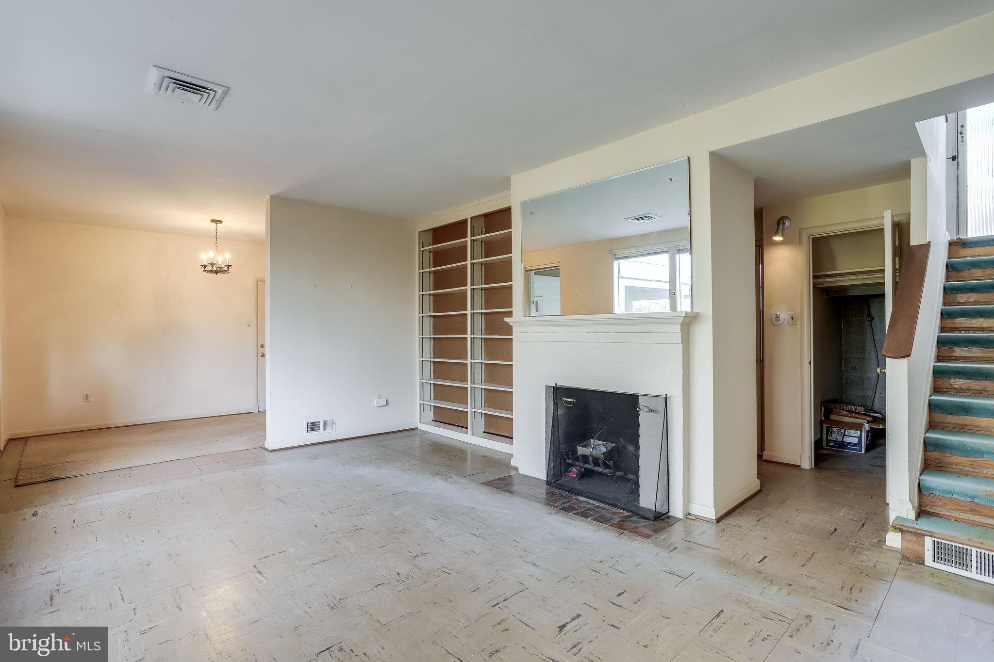 DOUGLAS PARK - Residential