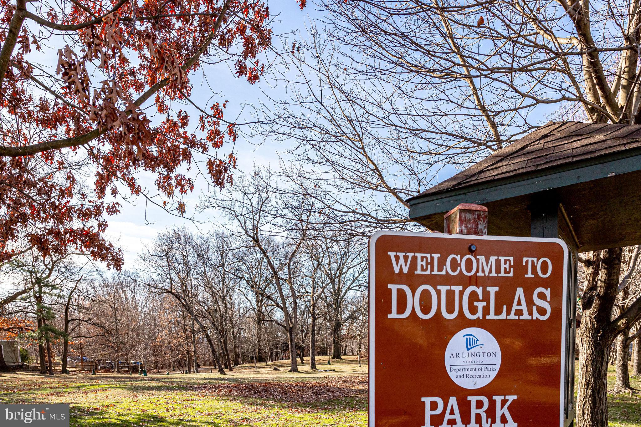 DOUGLAS PARK - Residential